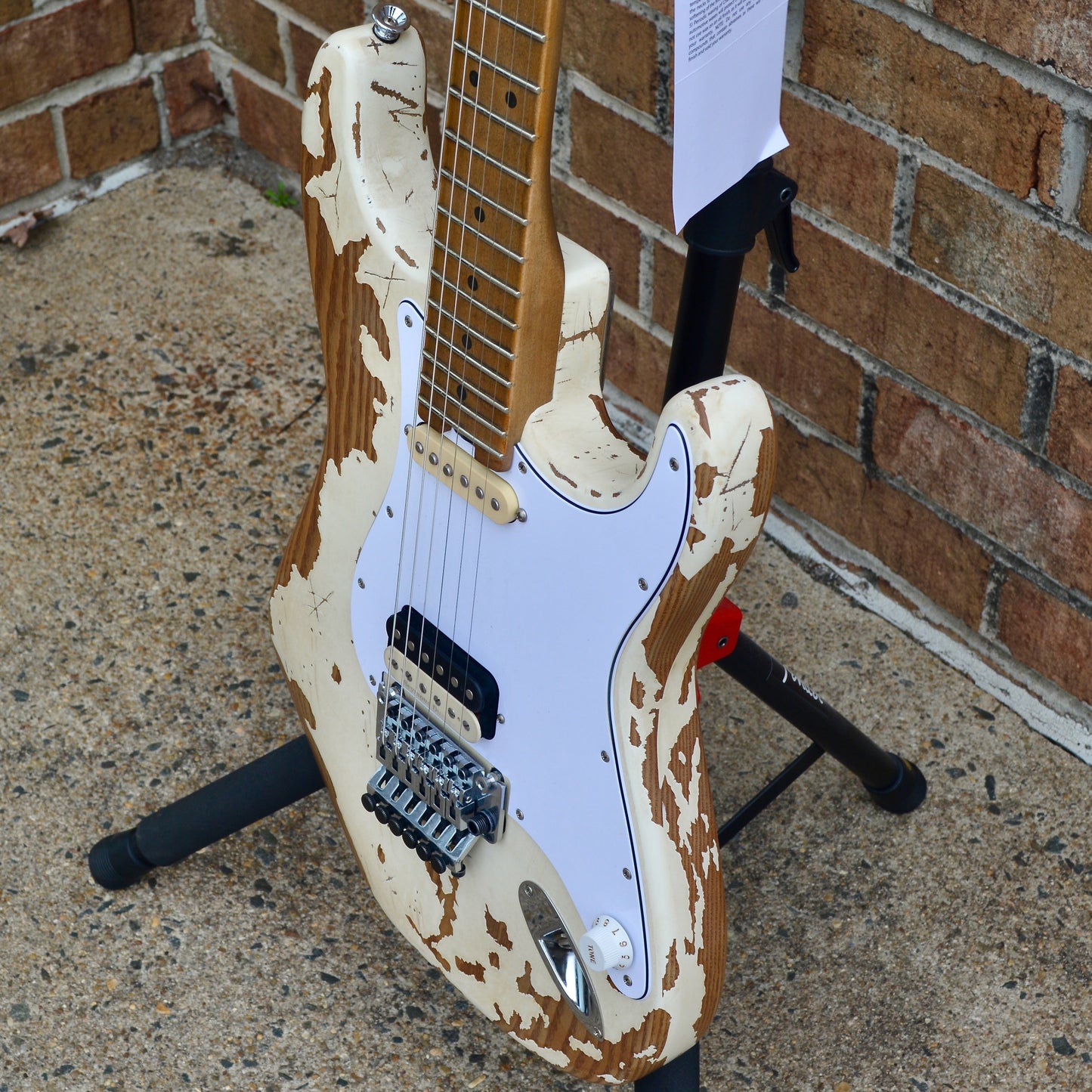 Charvel Henrik Danhage Limited Edition Signature Pro-Mod So-Cal Style 1 HS FR M, Maple Fingerboard, White Relic