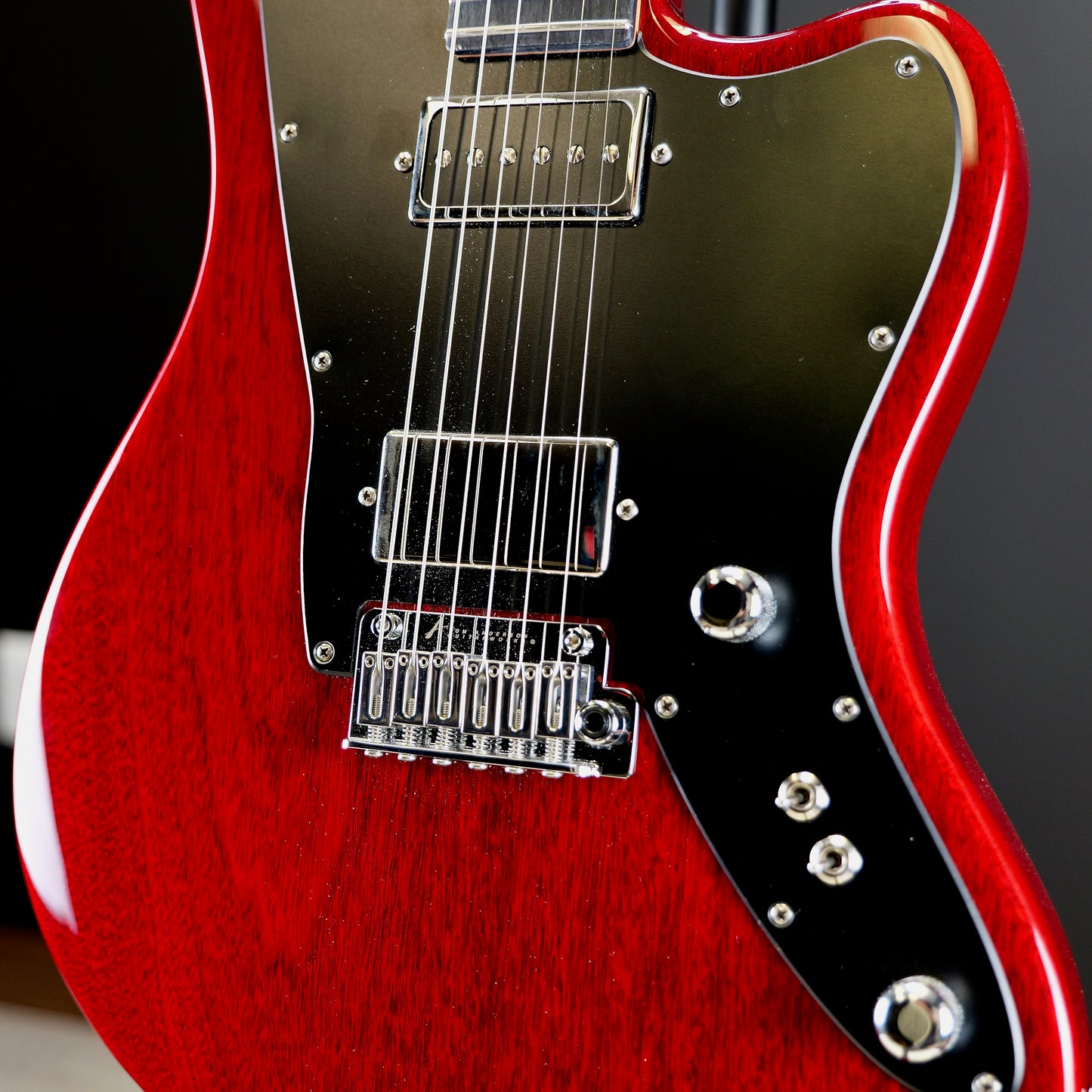 Tom Anderson Raven Superbird Transparent Red