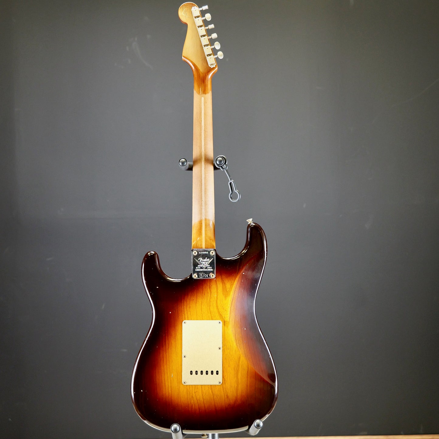 Fender Custom Shop Limited Edition 1954 Roasted Stratocaster Journeyman Relic 1-Piece Roasted Quarterswan Maple Neck Fingerboard Wide-Fade Chocolate 2-Color Sunburst