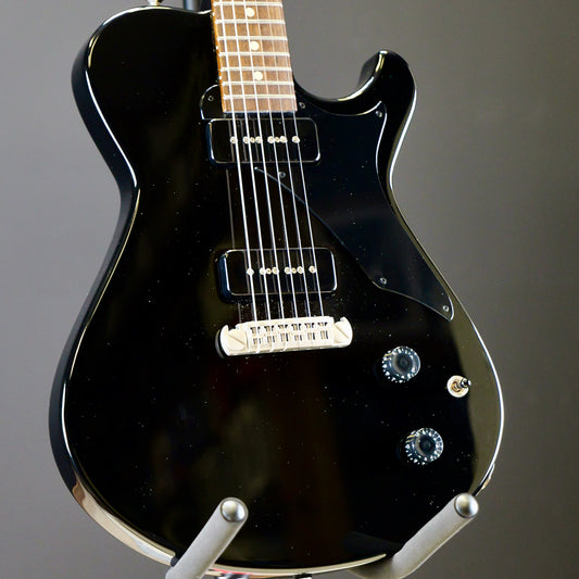 Knaggs Kenai "J" Black