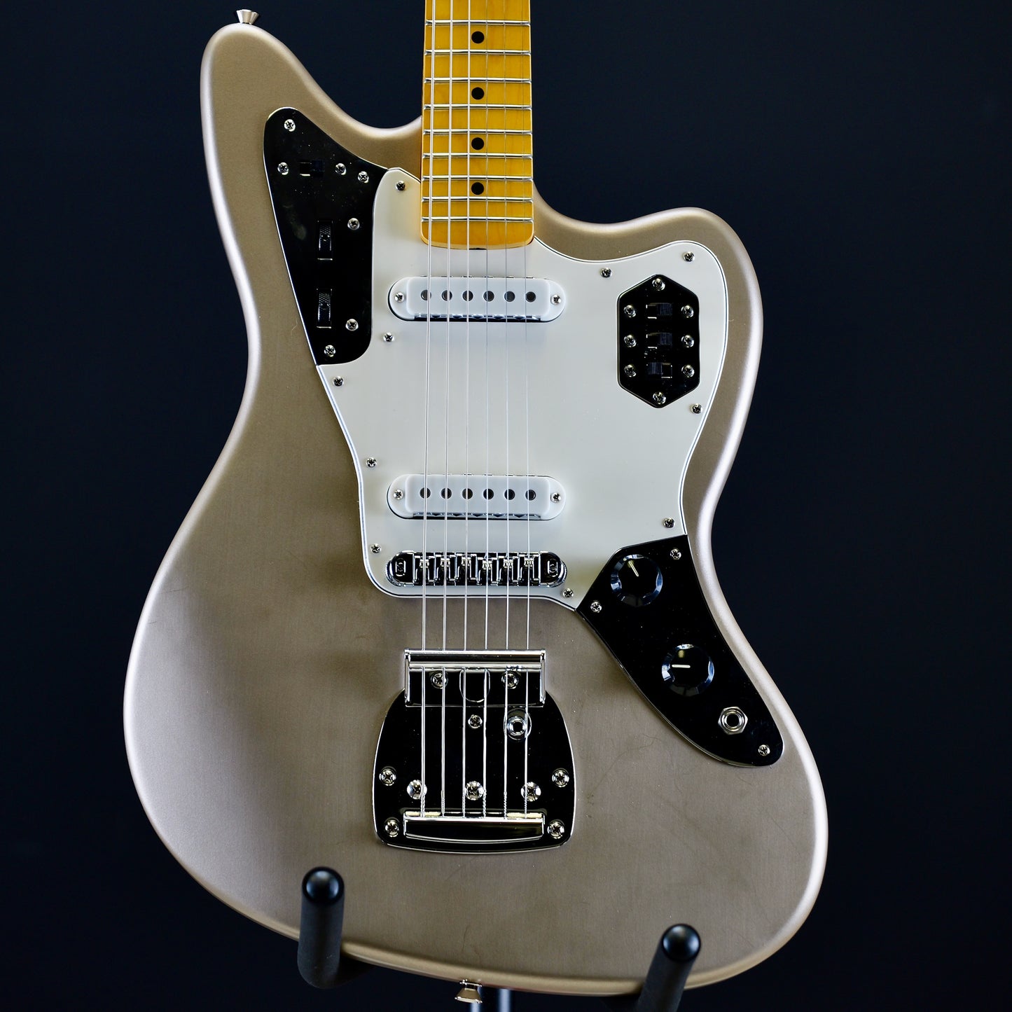 Nash JG 63 Shoreline Gold