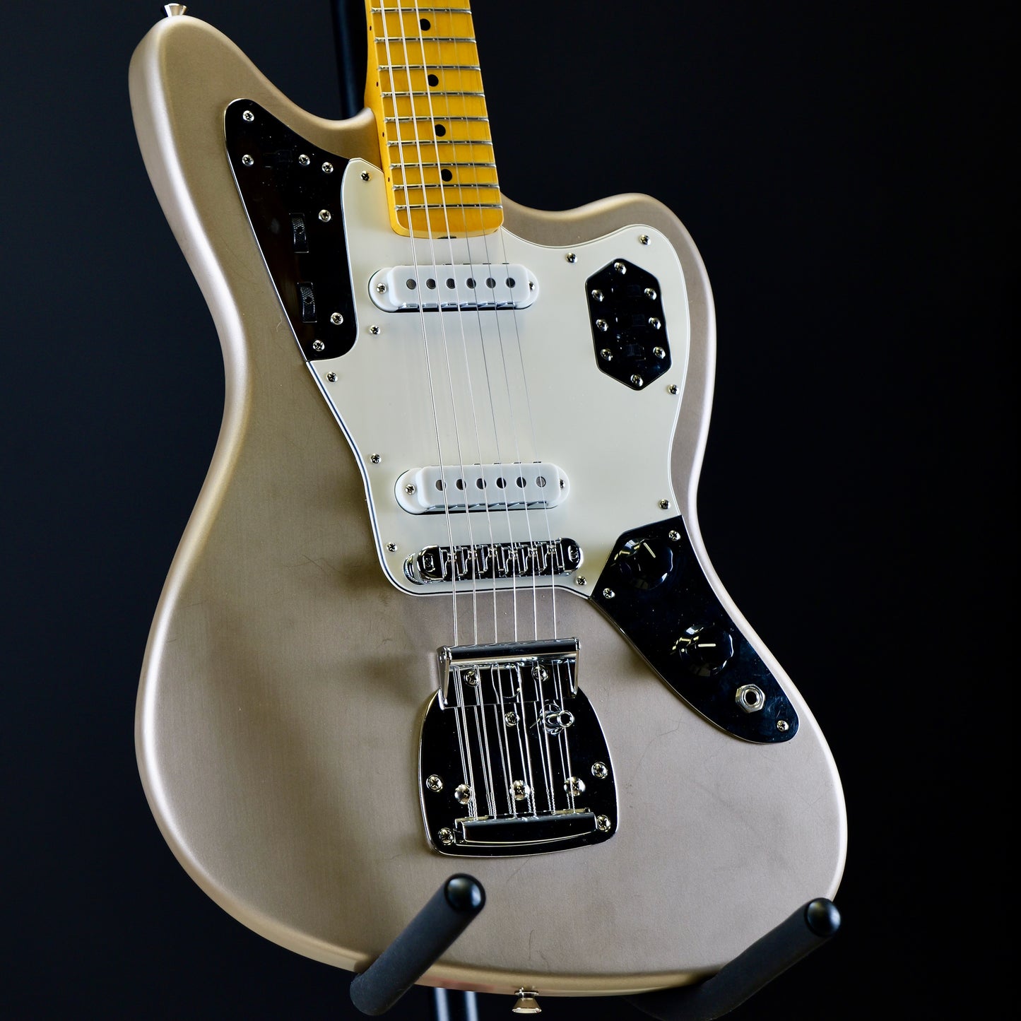 Nash JG 63 Shoreline Gold