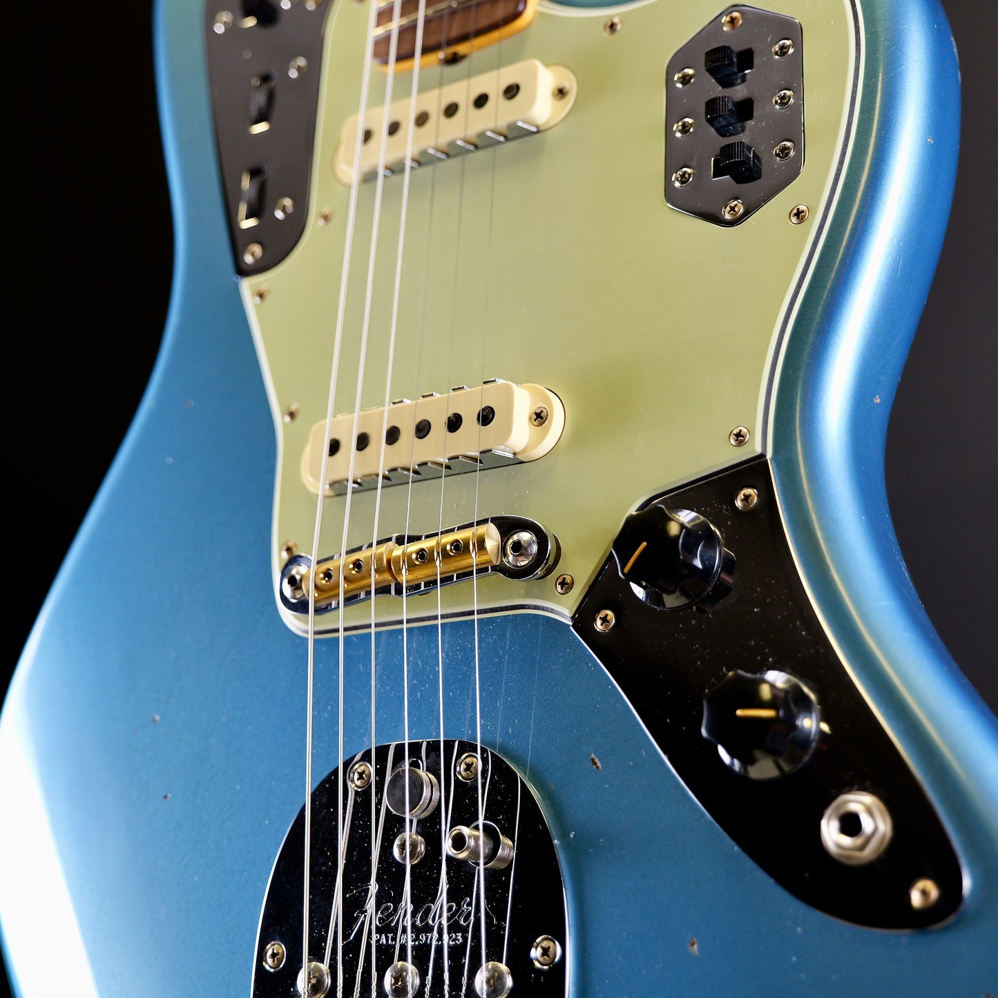 Fender Custom Shop 1964 Jaguar Journeyman Relic 3A Rosewood Fingerboard Faded Aged Lake Placid Blue