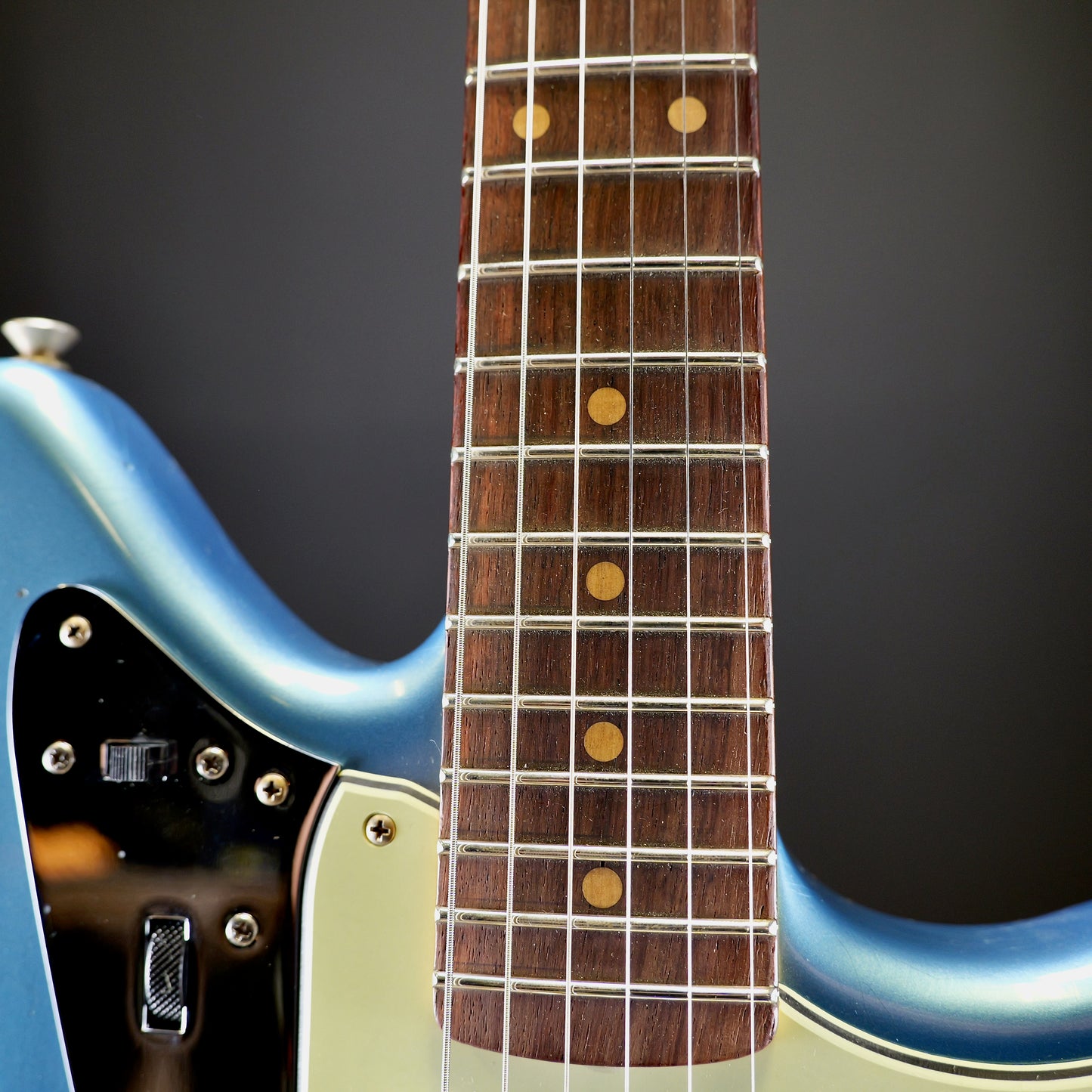 Fender Custom Shop 1964 Jaguar Journeyman Relic 3A Rosewood Fingerboard Faded Aged Lake Placid Blue