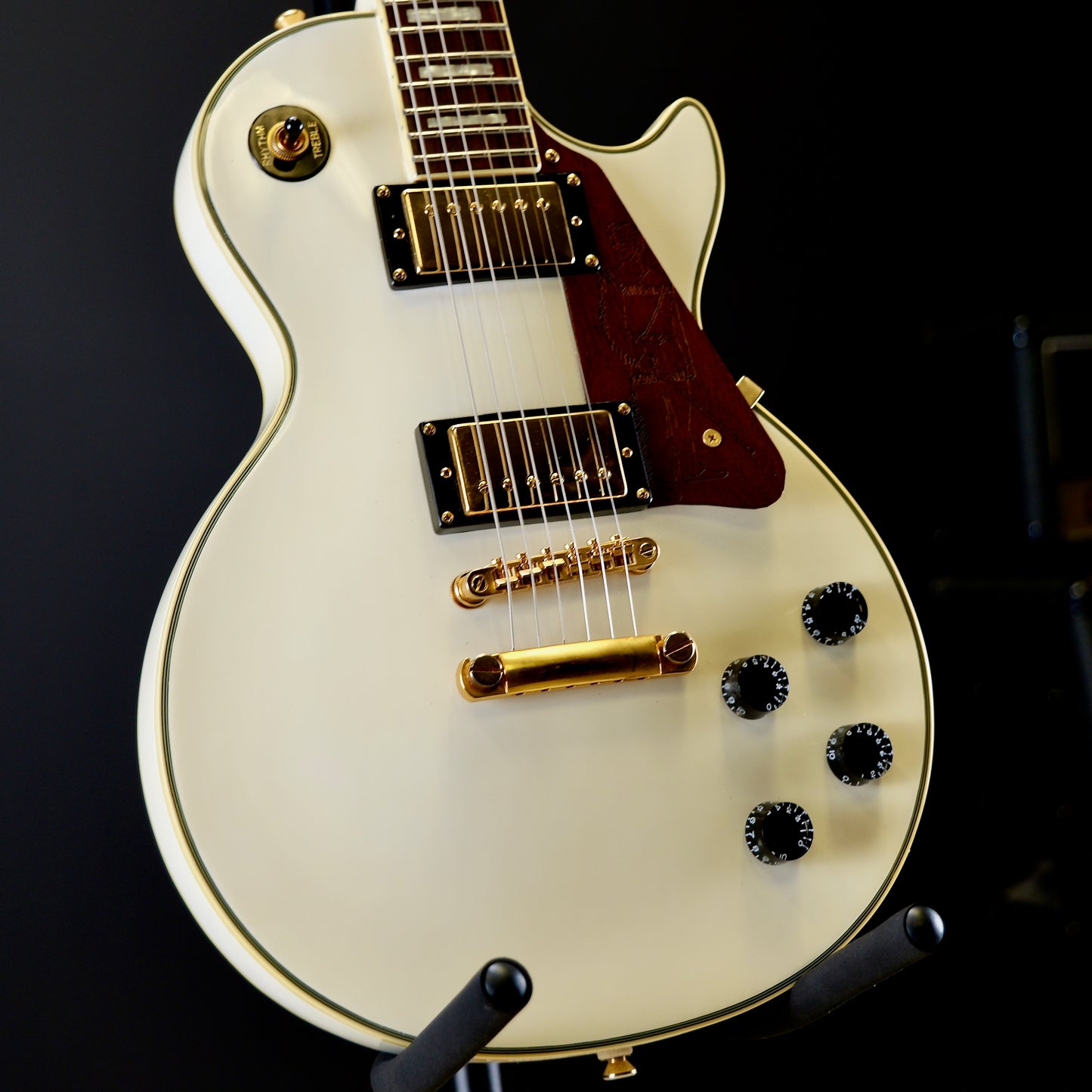 Epihpone Les Paul Custom Alpine White w/ Custom Wooden Covers