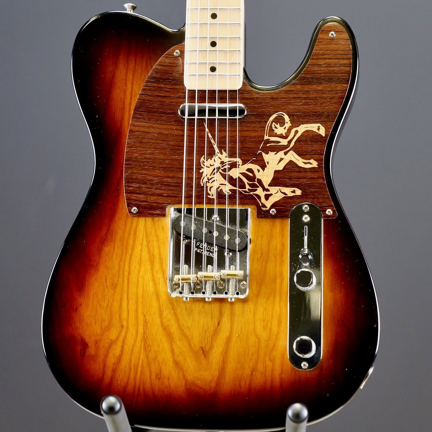 Fender Highway One Texas Telecaster 2-Color Sunburst, Custom Wooden Pickguard