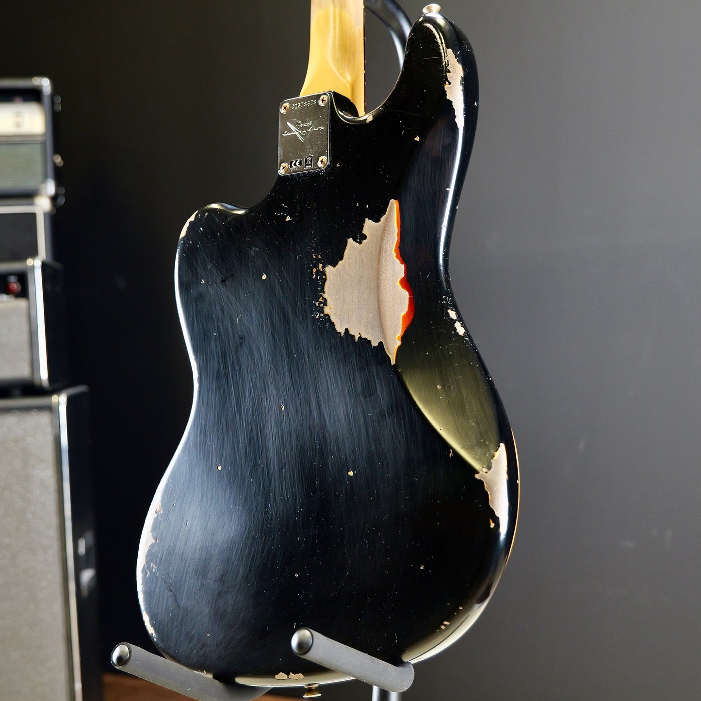 Fender Custom Shop Bass VI Heavy Relic Black // 3 Tone Sunburst