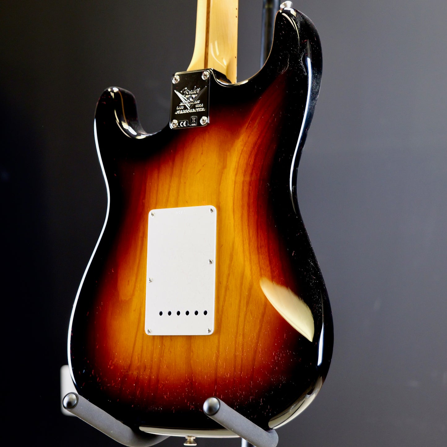 Fender Custom Shop Limited Edition 70th Anniversary 1954 Stratocaster NOS 1-Piece Quartersawn Maple Neck Fingerboard Wide-Fade 2-Color Sunburst