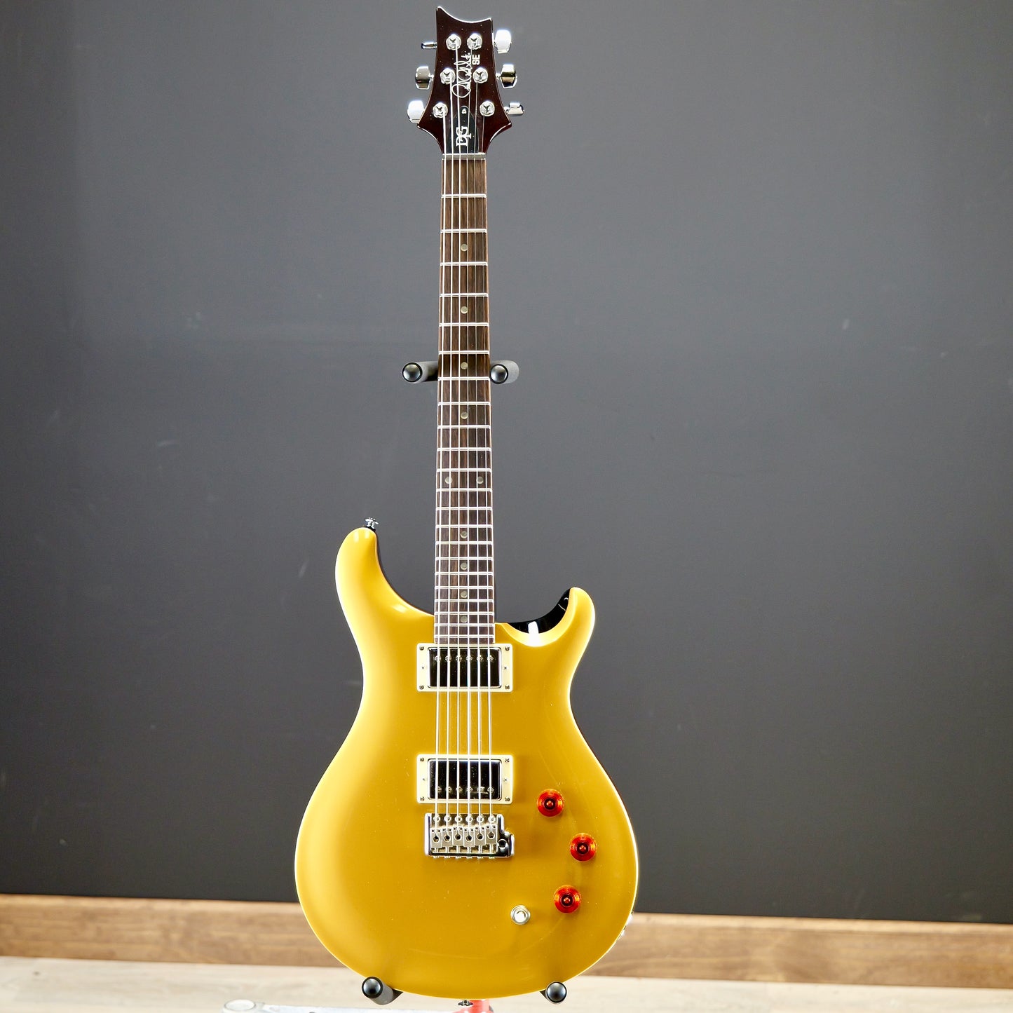 PRS SE DGT Gold Top