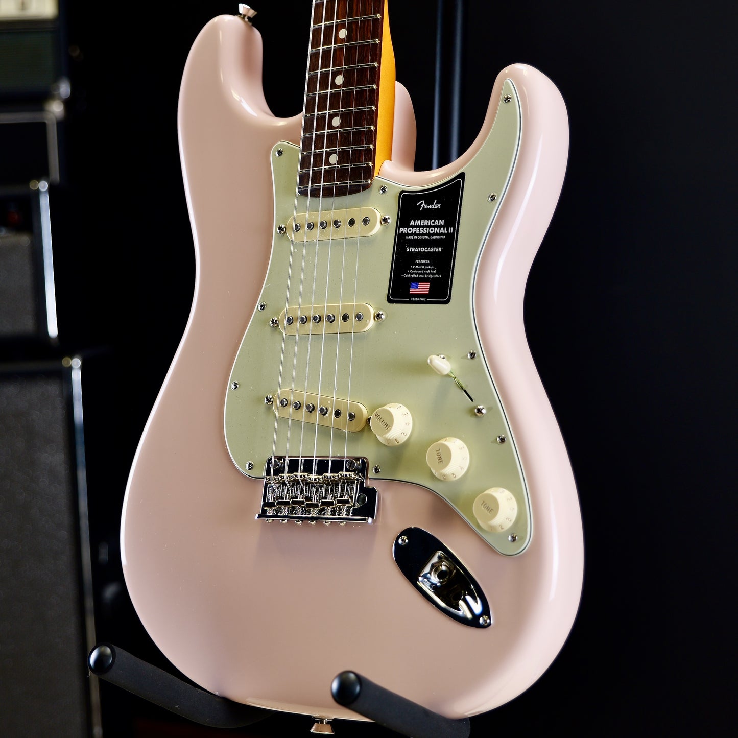 American Professional II Stratocaster Rosewood Fingerboard Shell Pink