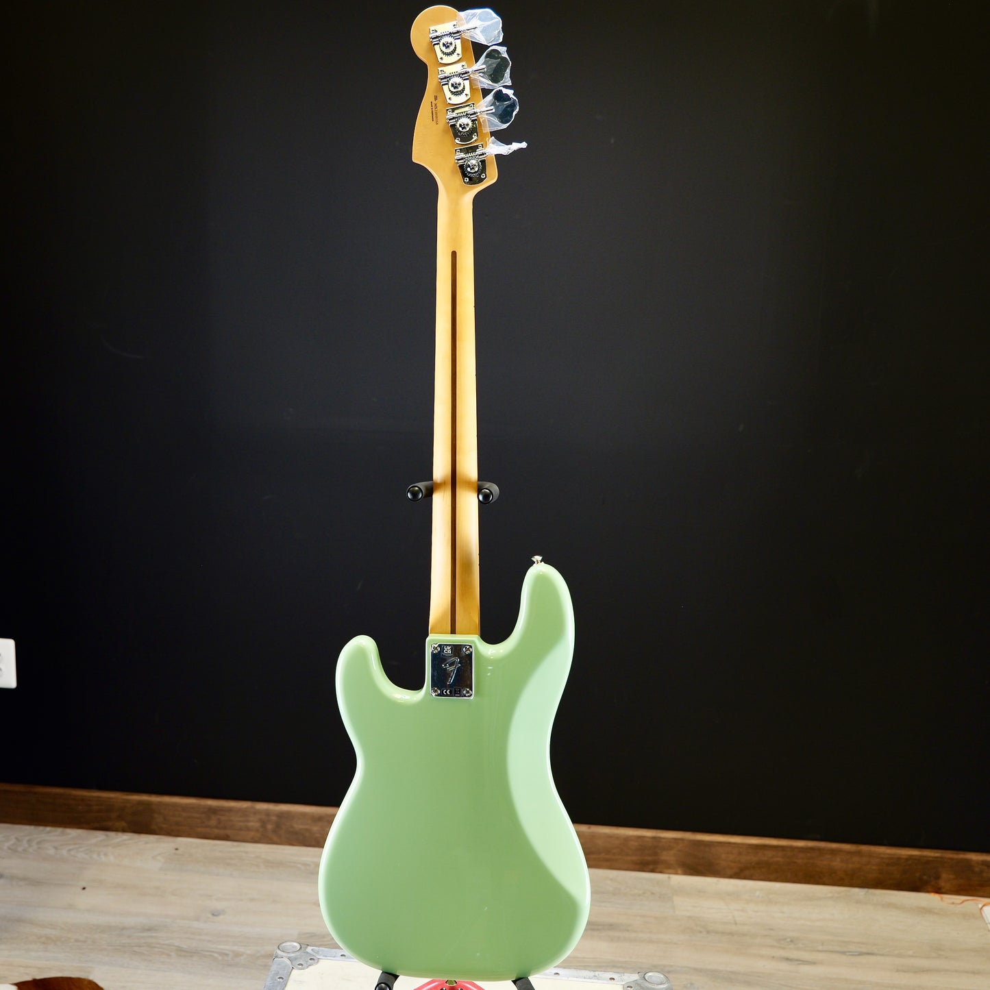 Fender Player II Precision Bass Maple Fingerboard Birch Green