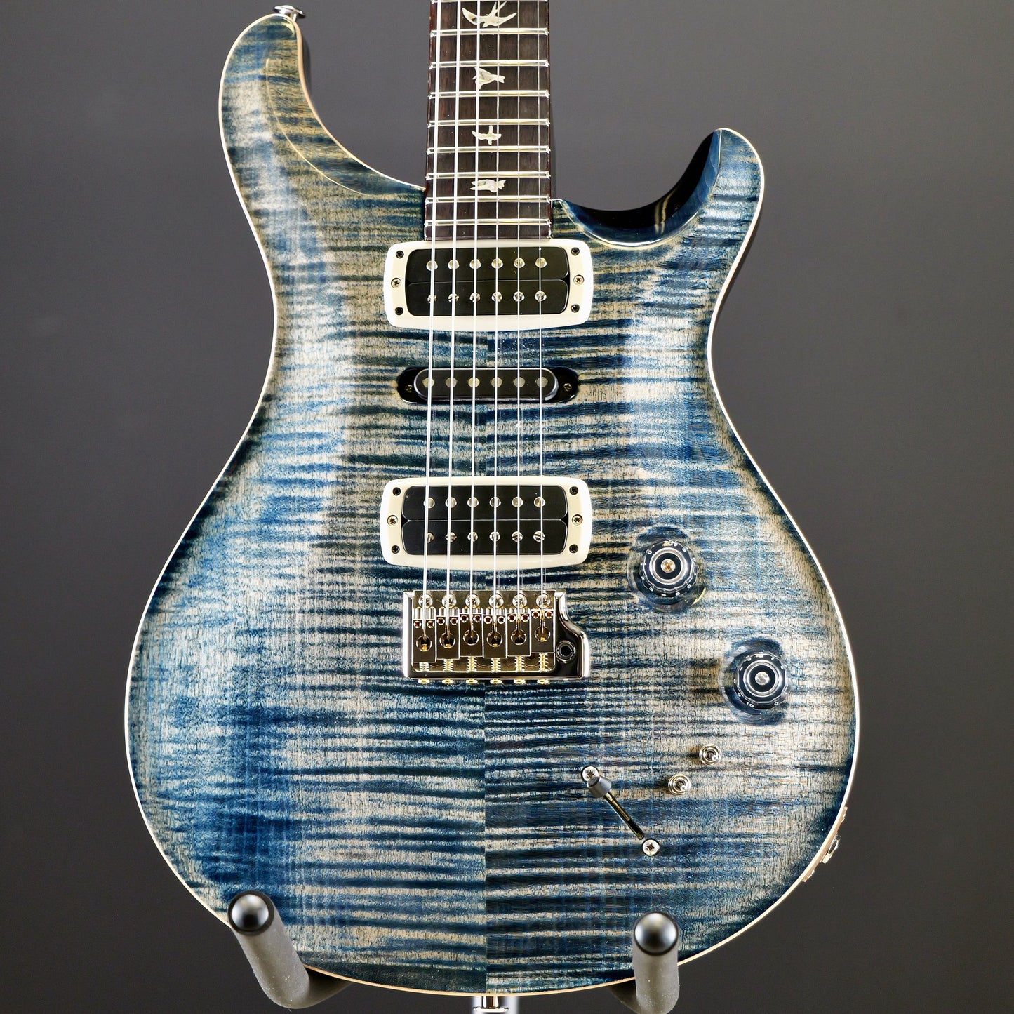 PRS Modern Eagle V Faded Whale Blue