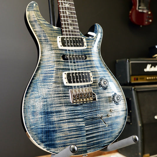 PRS Modern Eagle V Faded Whale Blue