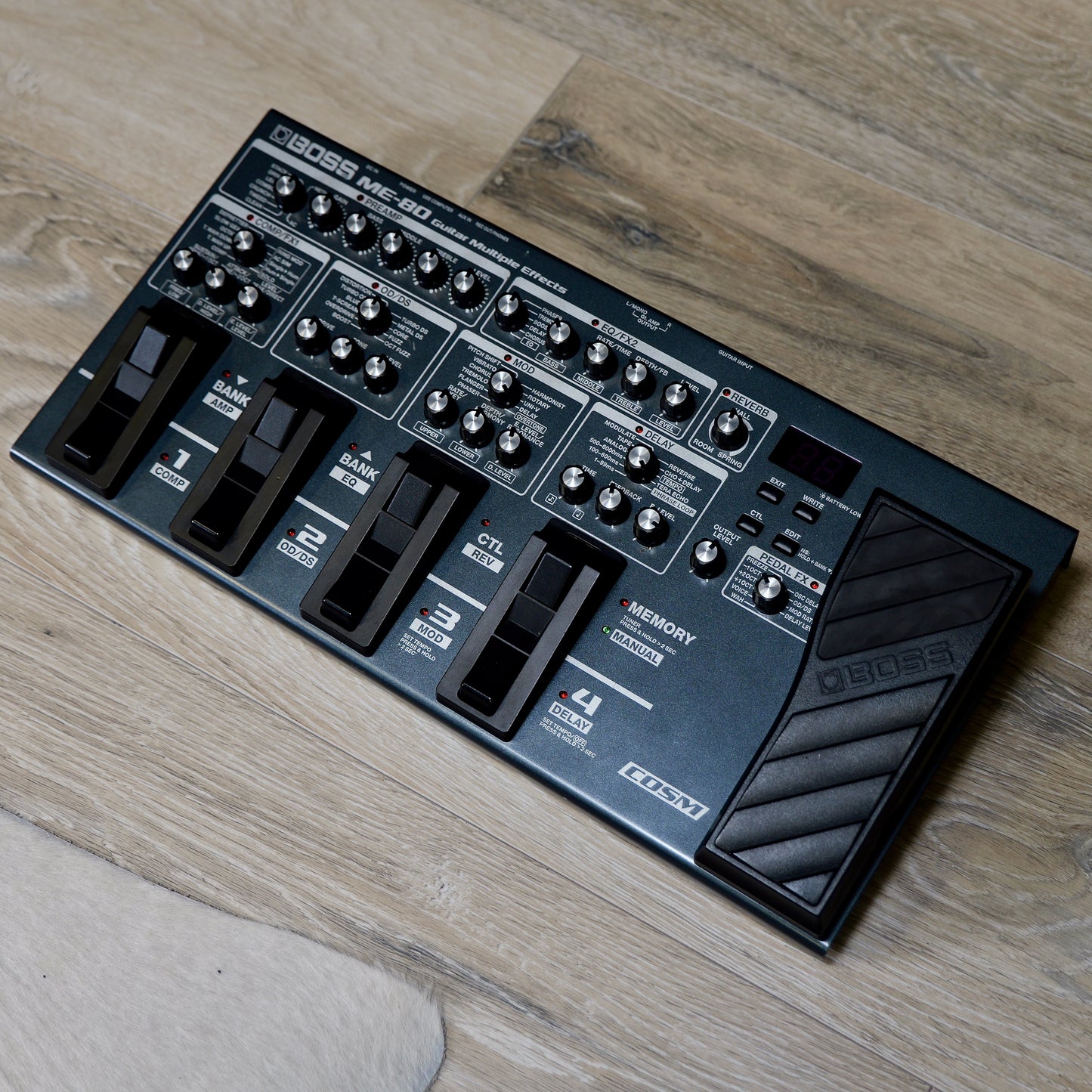 Boss ME-80