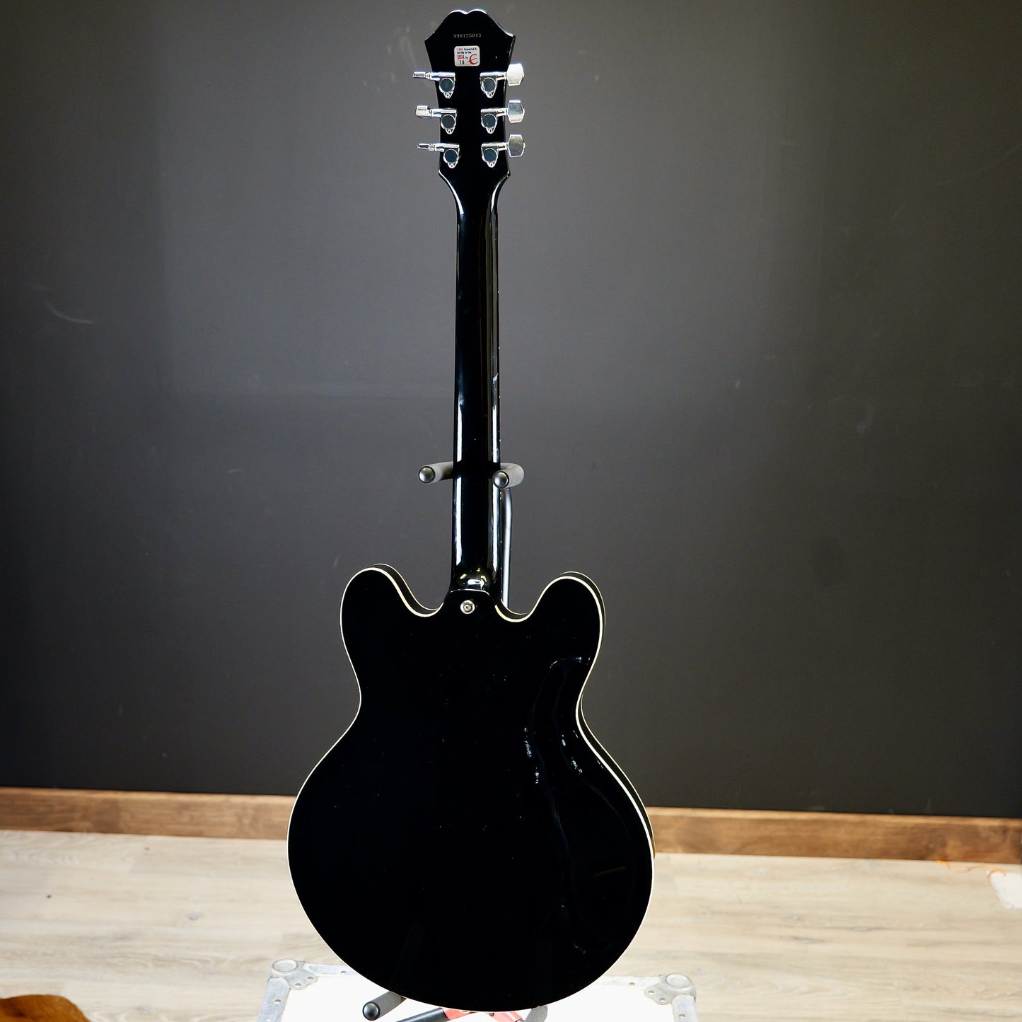 Epiphone DOT Ebony w/ Custom Wooden Pickguard/Truss Rod Cover