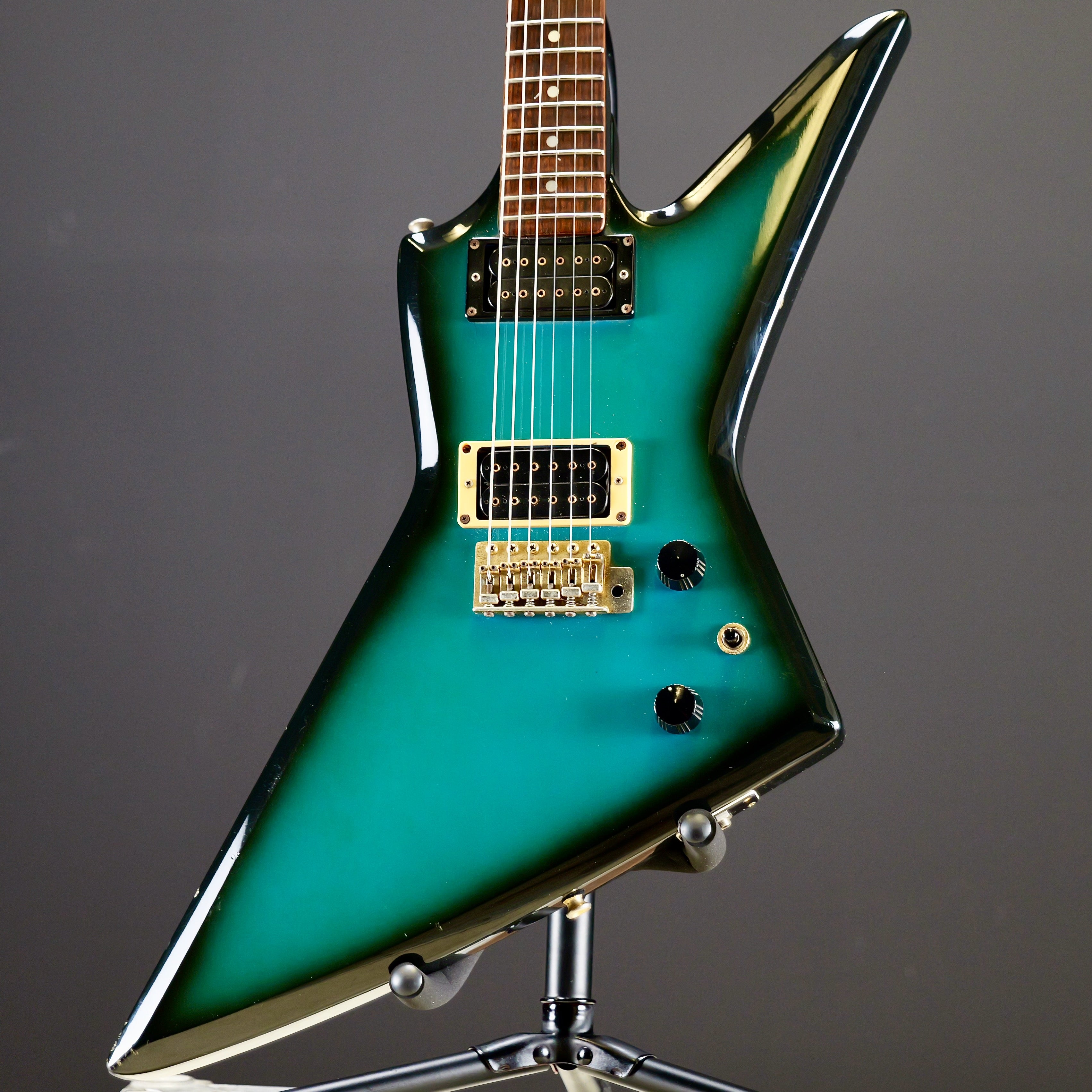 Aria Pro II XX Deluxe MIJ Blue Burst – Matt's Guitars