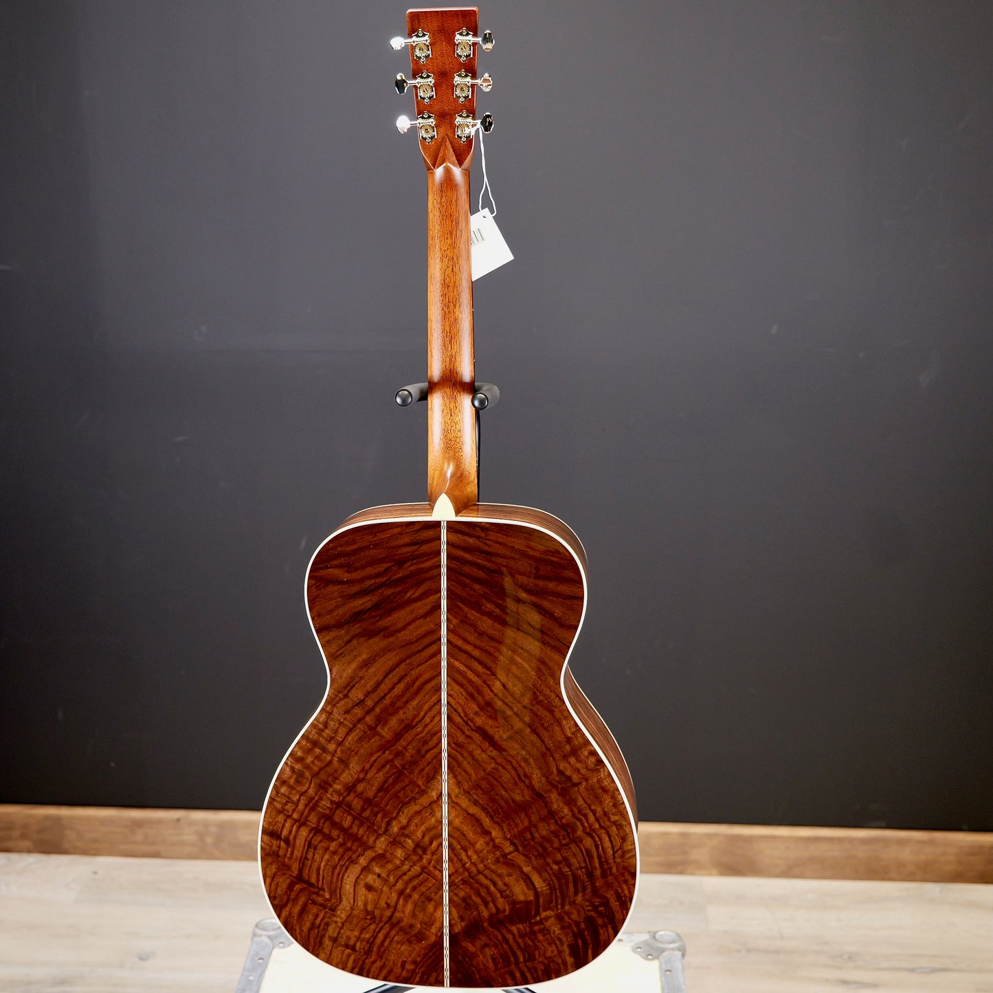 Martin Custom Shop Jumbo Natural Carpathian Spruce/Wild Grain East Indian Rosewood