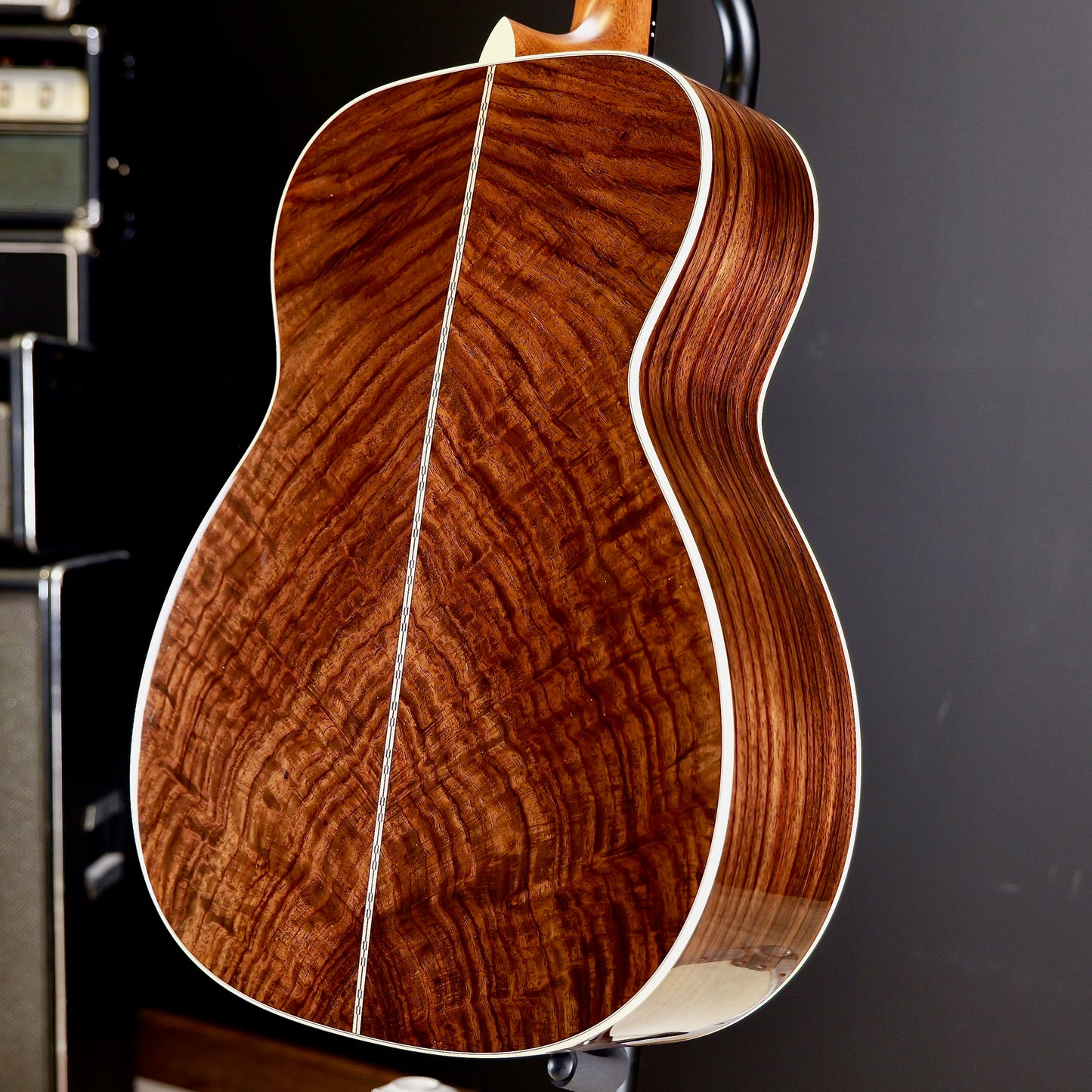 Martin Custom Shop Jumbo Natural Carpathian Spruce/Wild Grain East Indian Rosewood