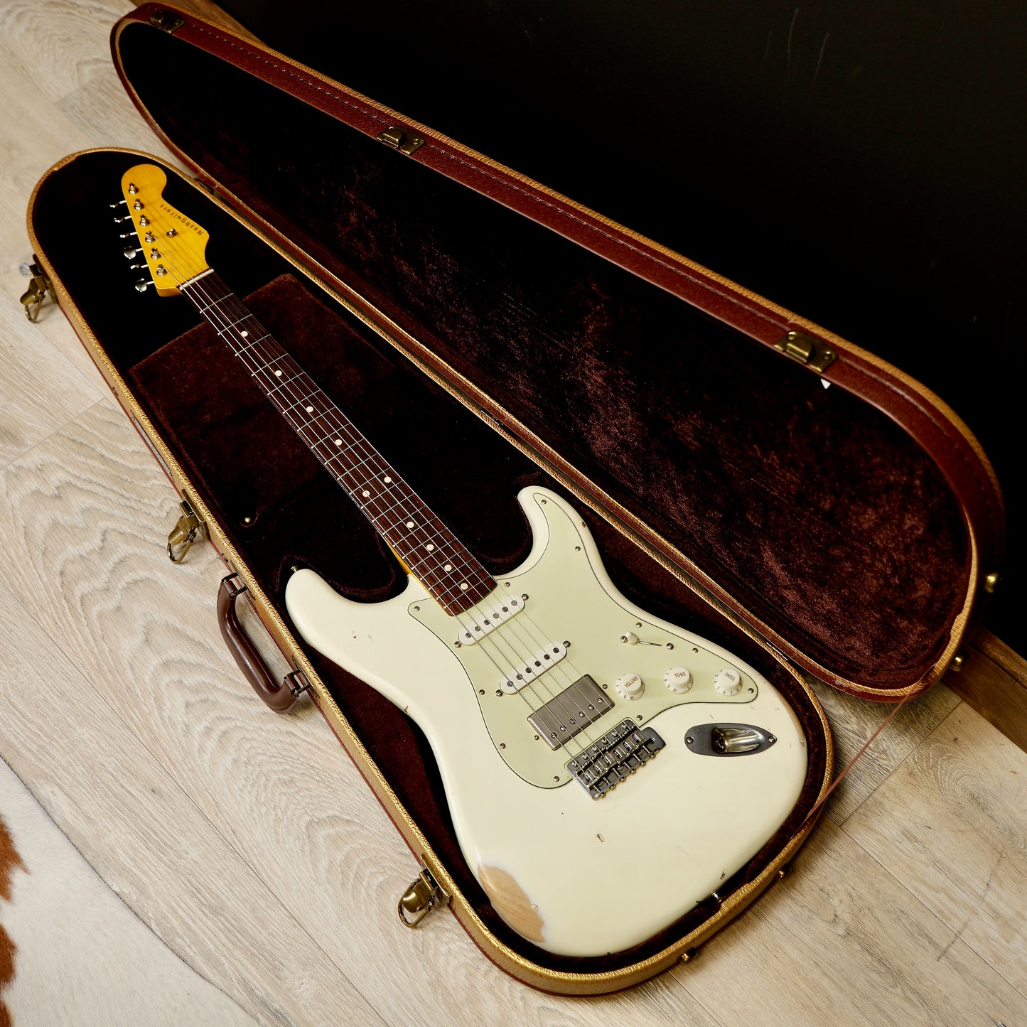 Nash S-63 SSH Olympic White