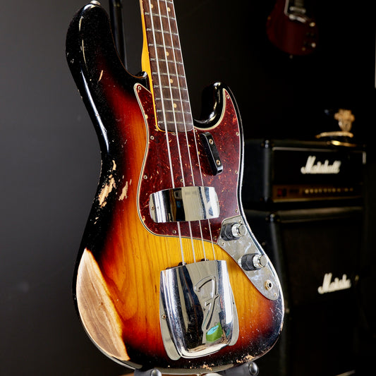 Fender Custom Shop 1961 Jazz Bass Heavy Relic 3A Rosewood Fingerboard 3-Color Sunburst