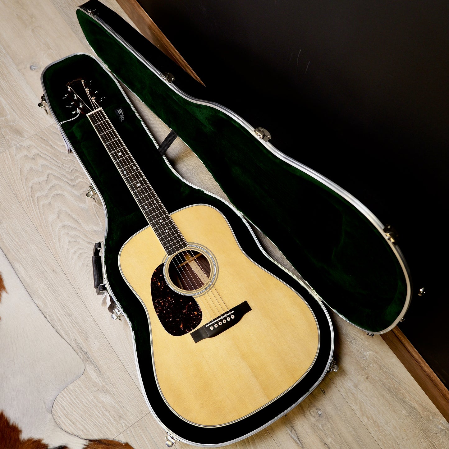 Martin D-35 Left Handed