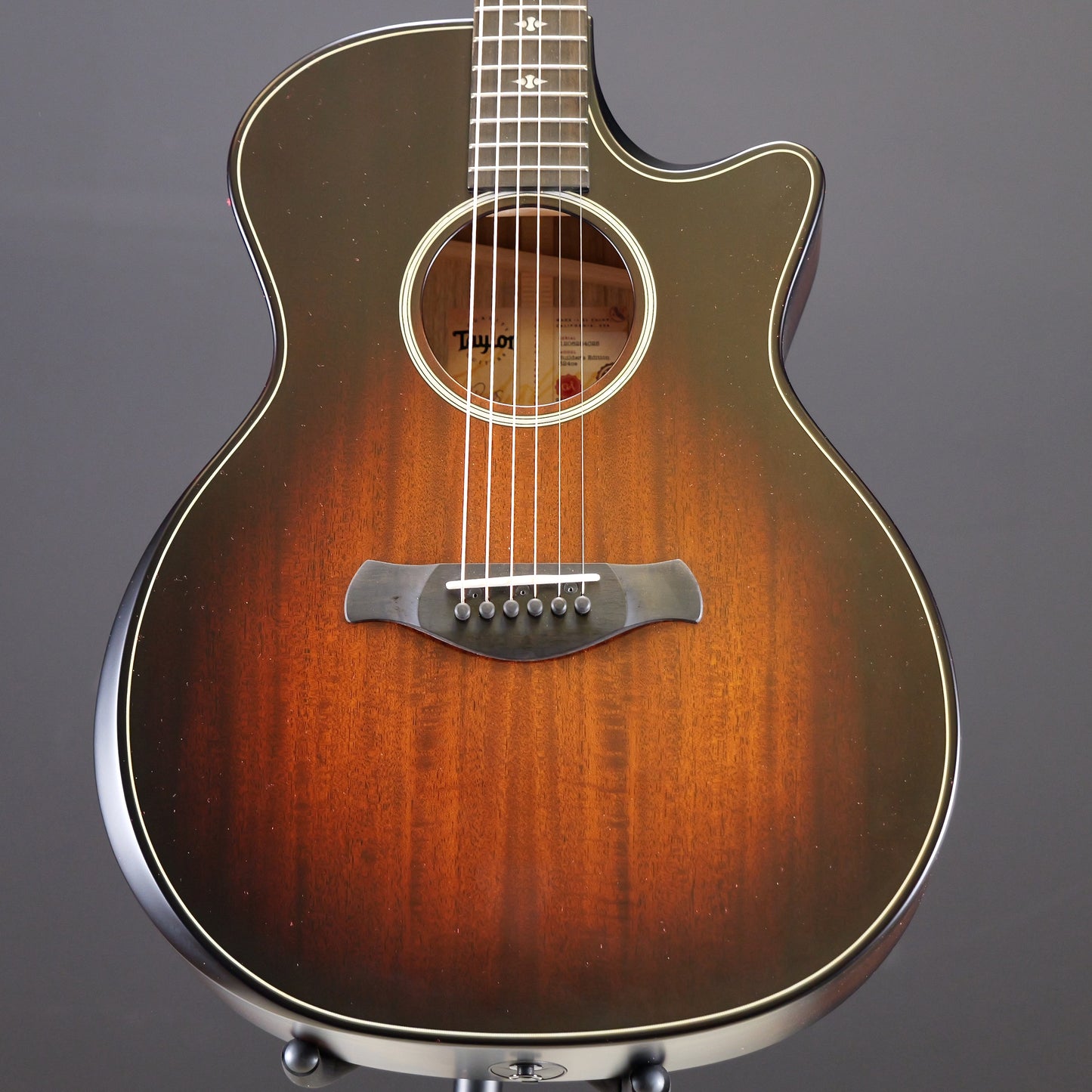 Taylor Builder's Edition 324ce