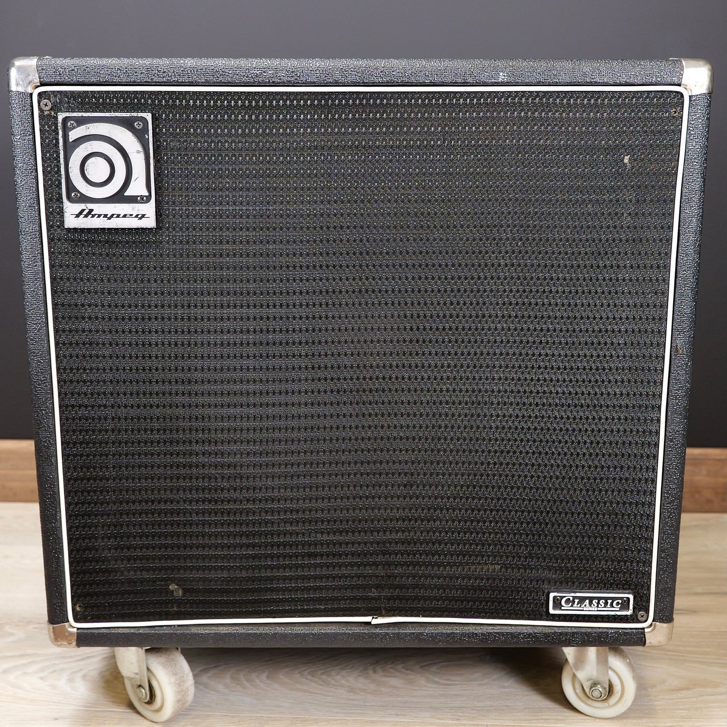 Ampeg SVT-15EN