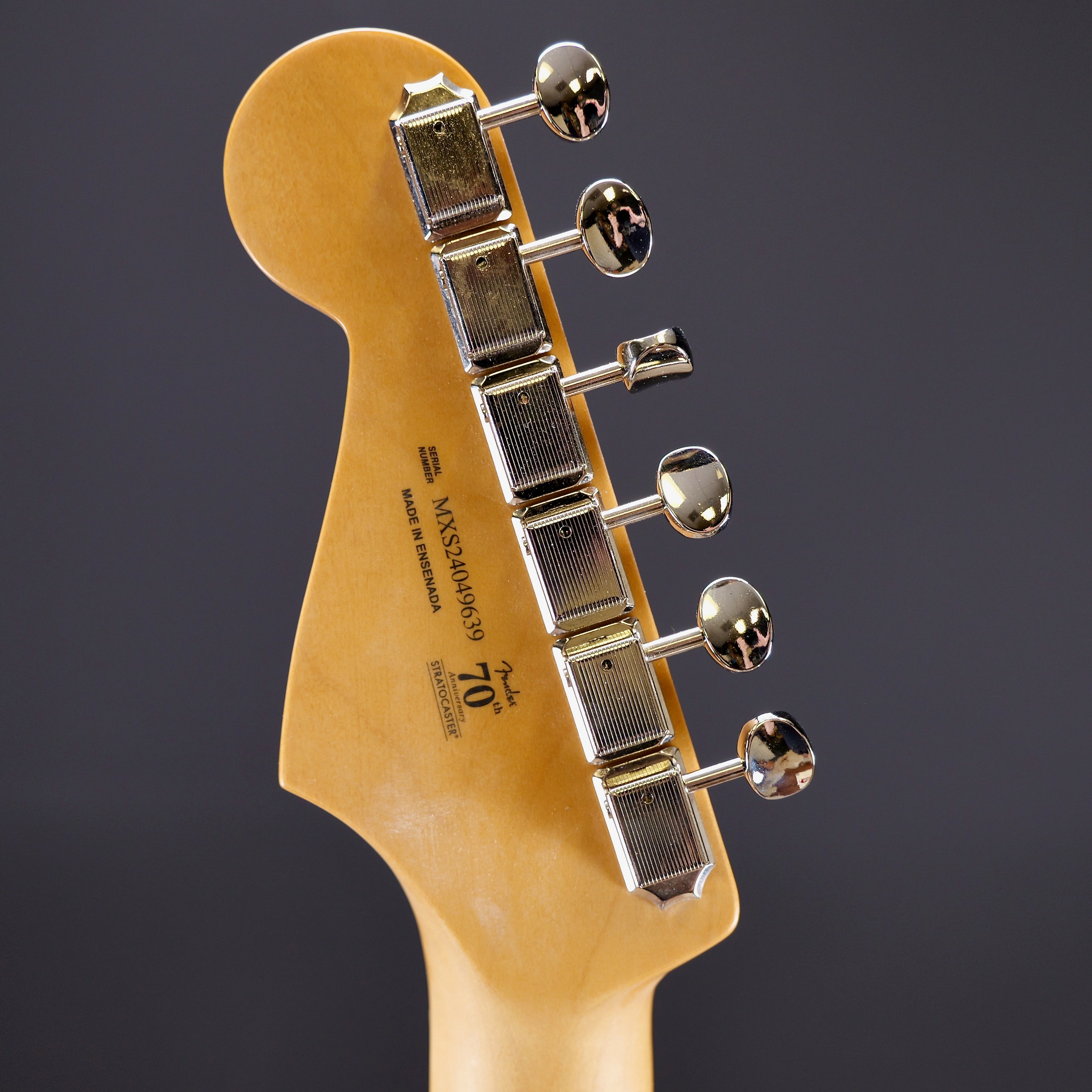 Fender Player II Stratocaster Maple Fingerboard Aged Cherry