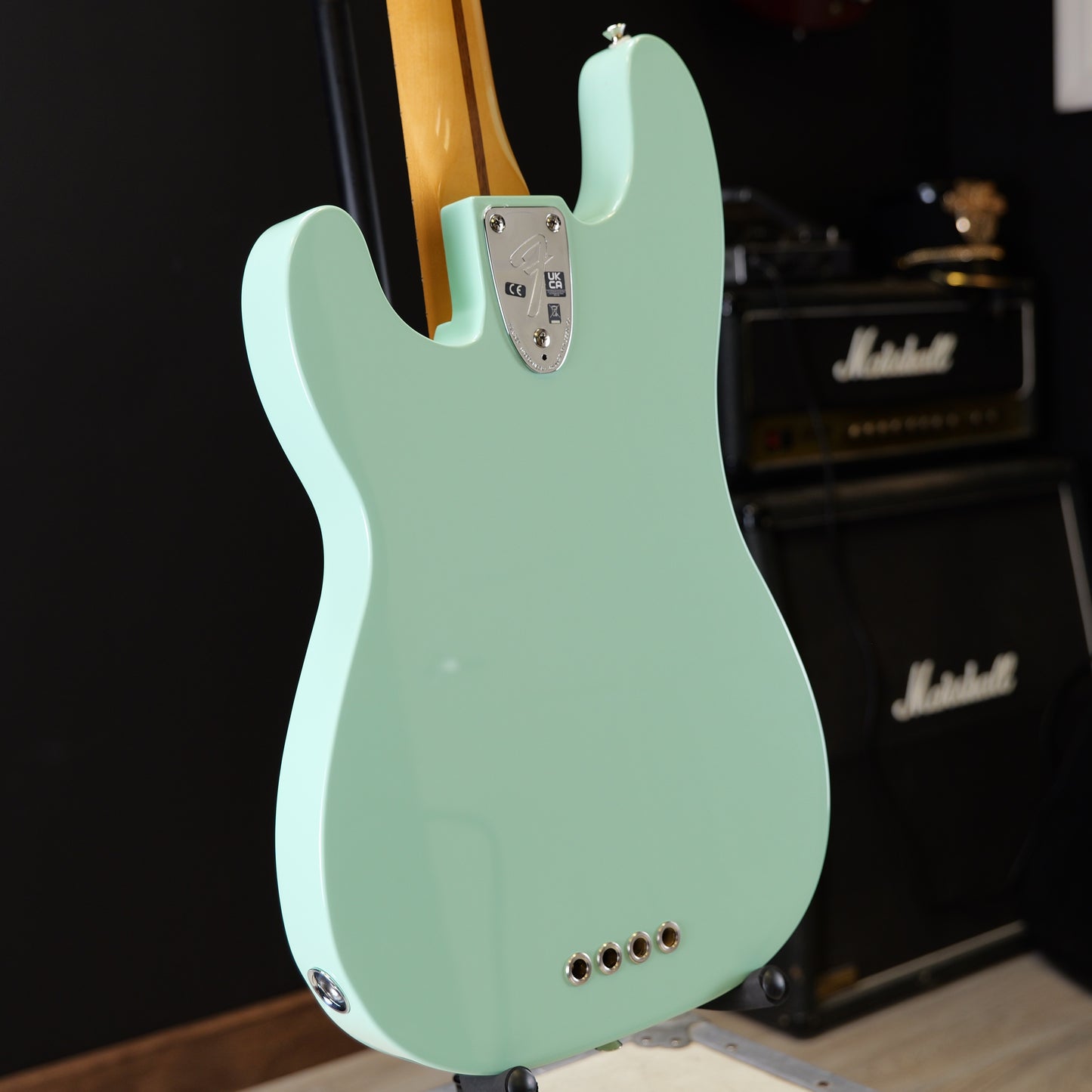 Fender Vintera II '70s Telecaster Bass Maple Fingerboard Surf Green