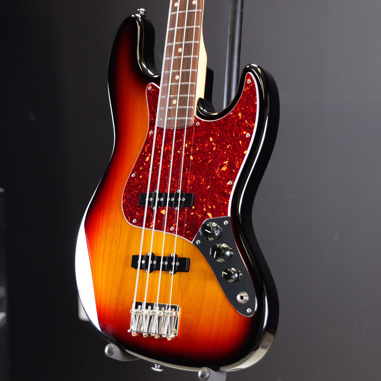 Suhr Classic J Bass 3 Tone Burst