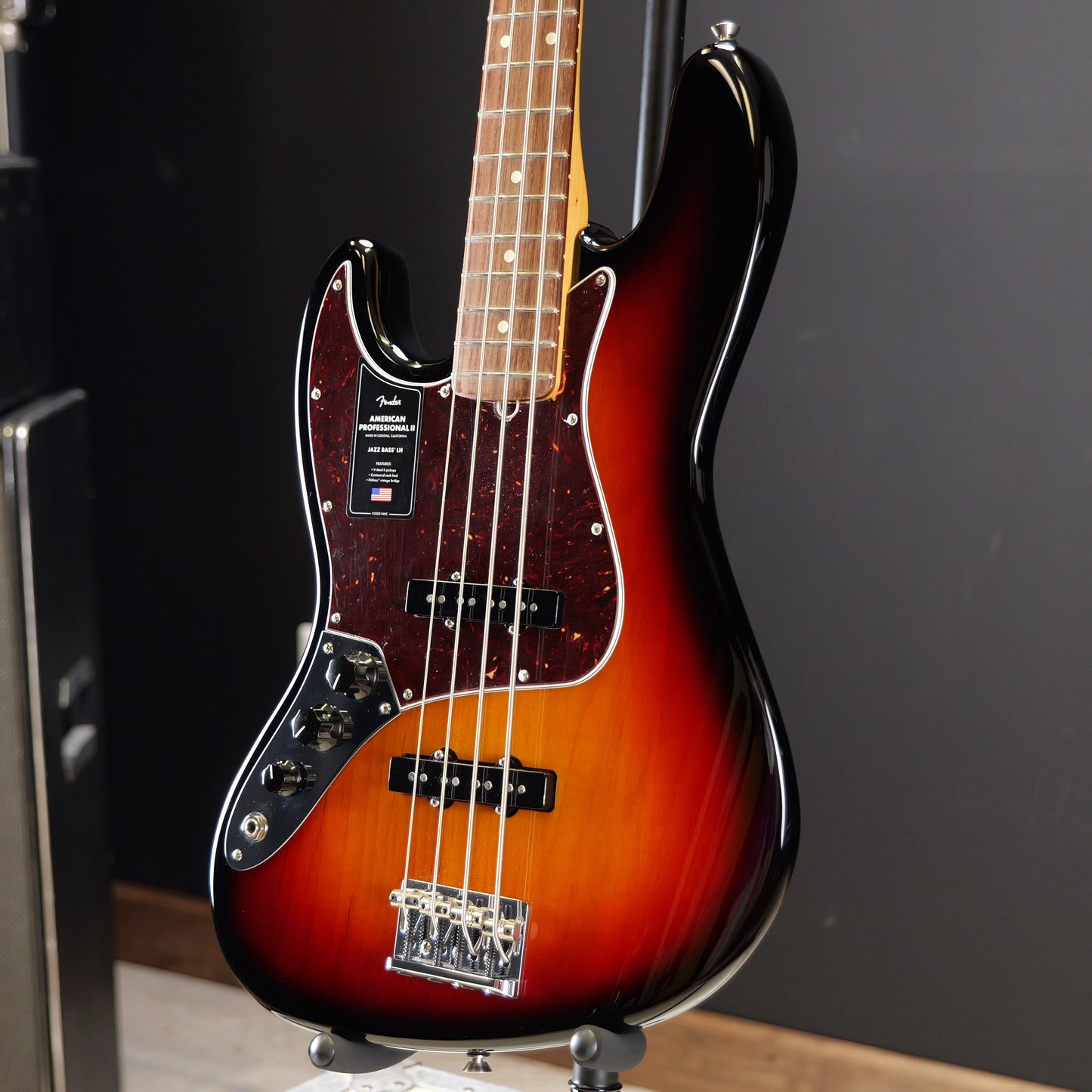 Fender American Professional Jazz Bass II  Left Hand 3-Color Sunburst