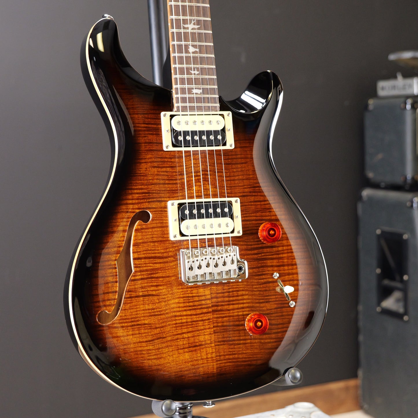 PRS SE Custom 22 Semi-Hollow Black Gold Burst