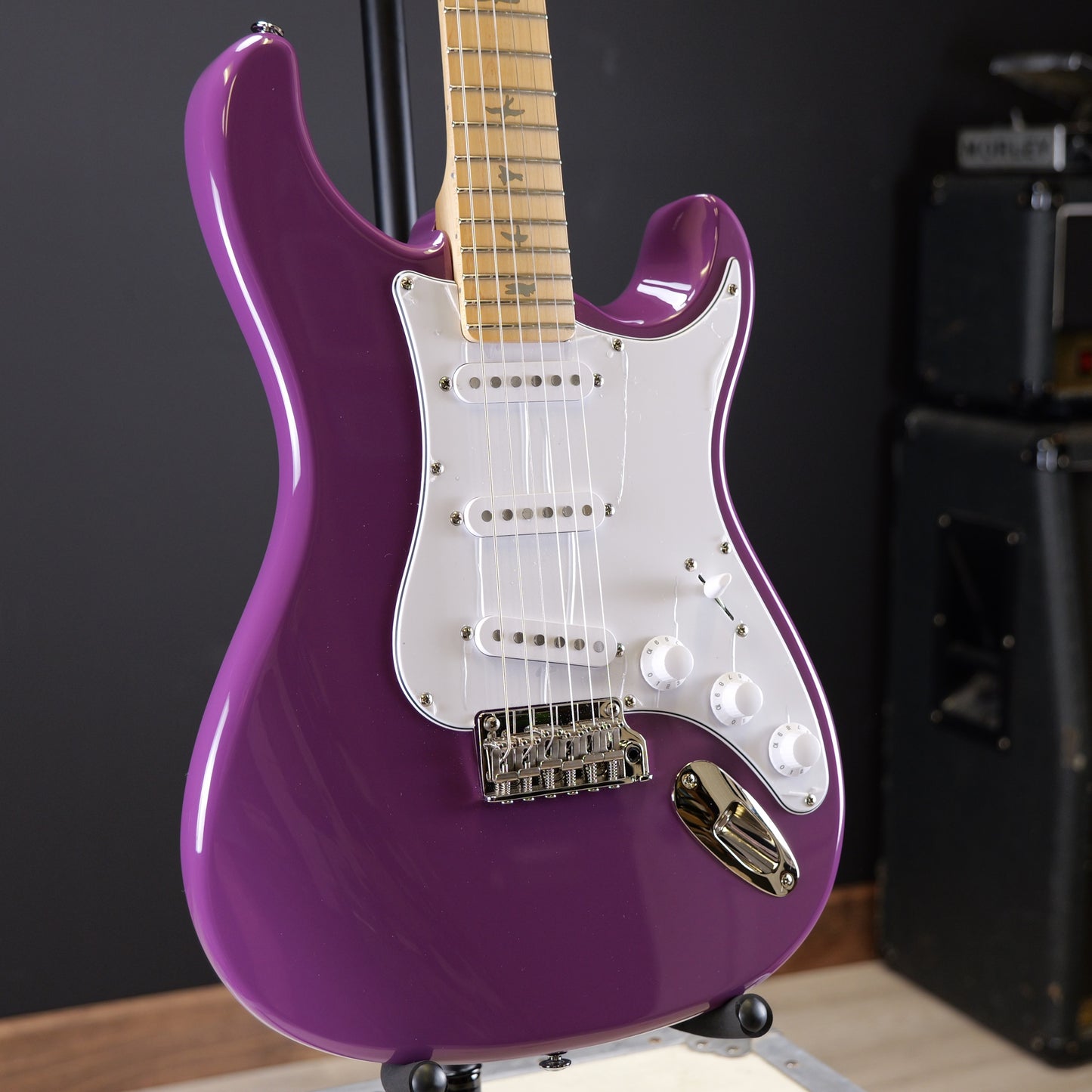 PRS SE Silver Sky Maple Summit Purple