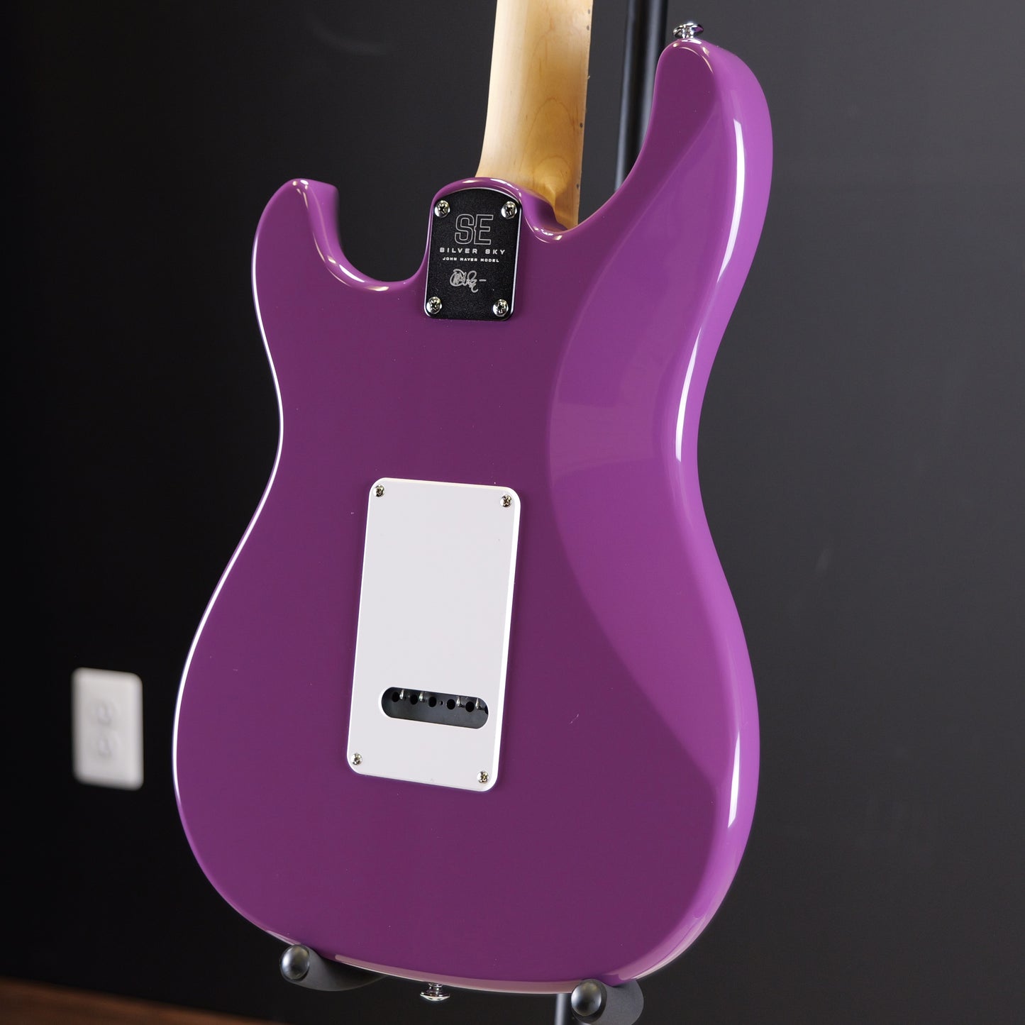 PRS SE Silver Sky Maple Summit Purple