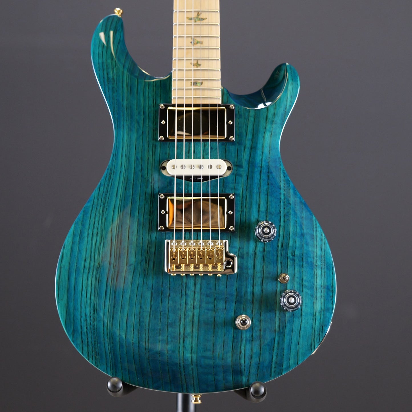 PRS SE Swamp Ash Special Iri Blue w/ Tom Anderson HC1/VA7R/HC2+ / Graphtech Ratio Locking Tuners / PRS Brass Saddles / PRS ATA Hardshell Case