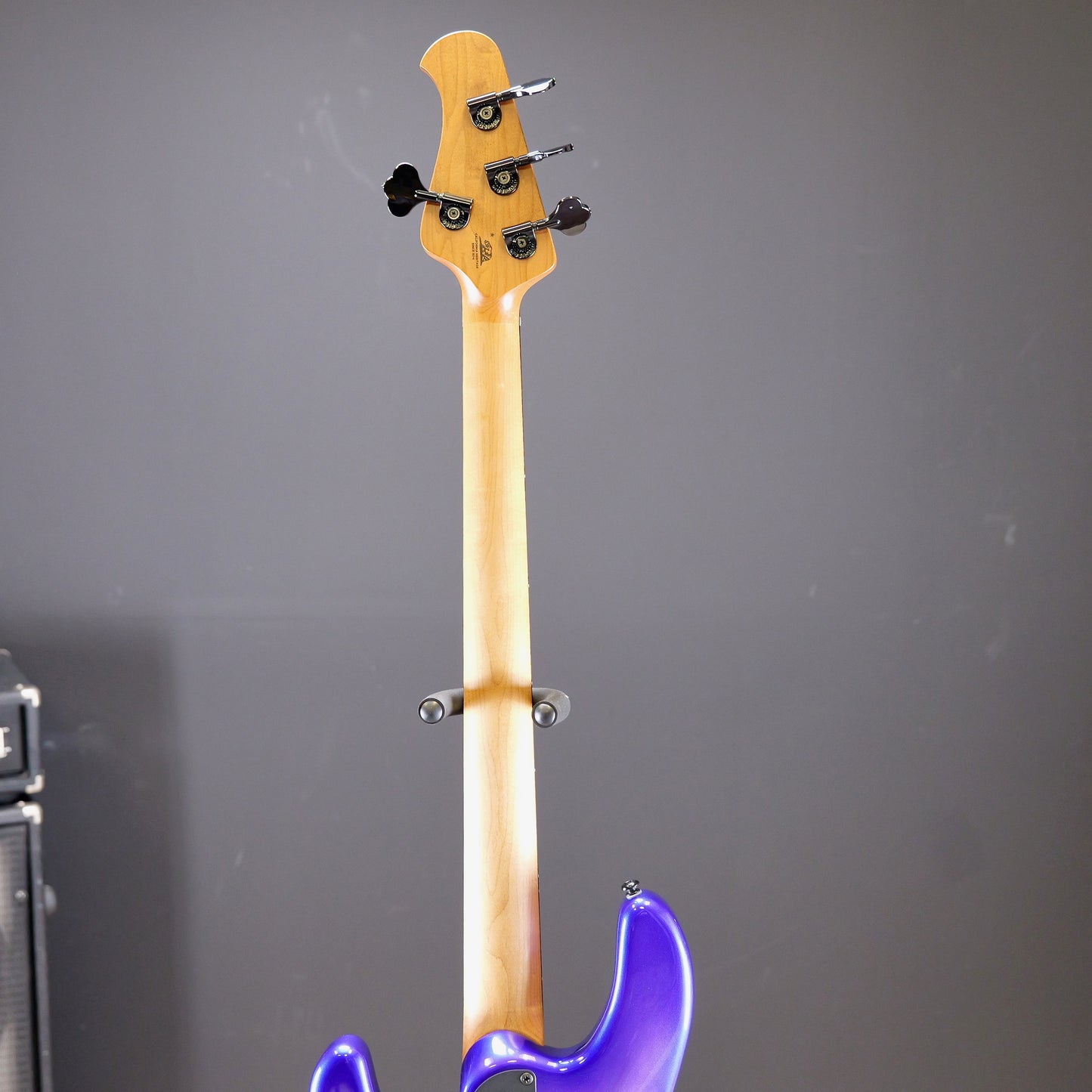 Ernie Ball Music Man Sting Ray Special HH Grape Crush