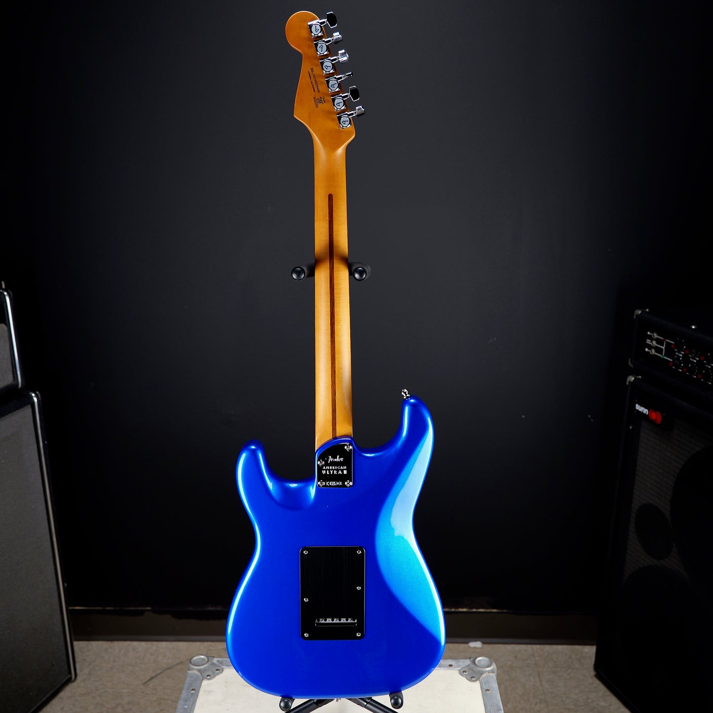 Fender American Ultra II Stratocaster Ebony Fingerboard Noble Blue