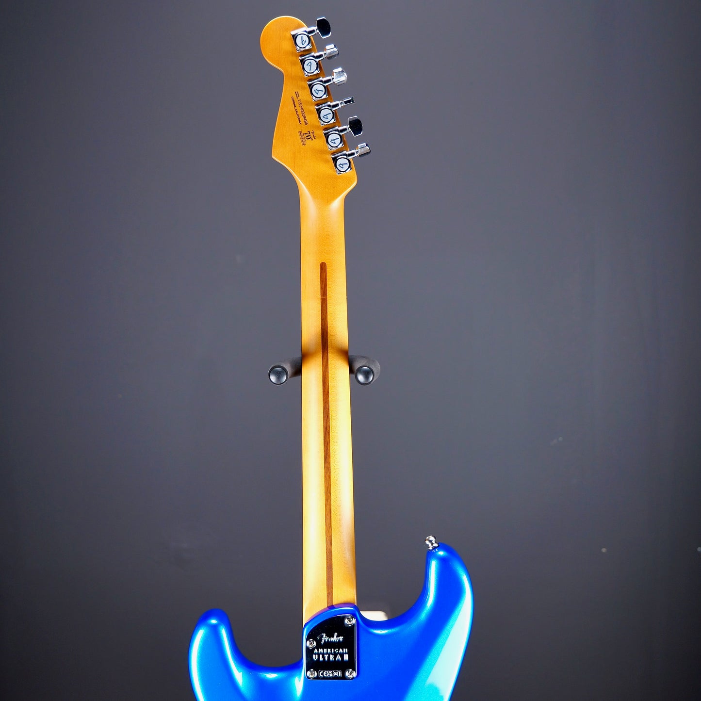 Fender American Ultra II Stratocaster Ebony Fingerboard Noble Blue