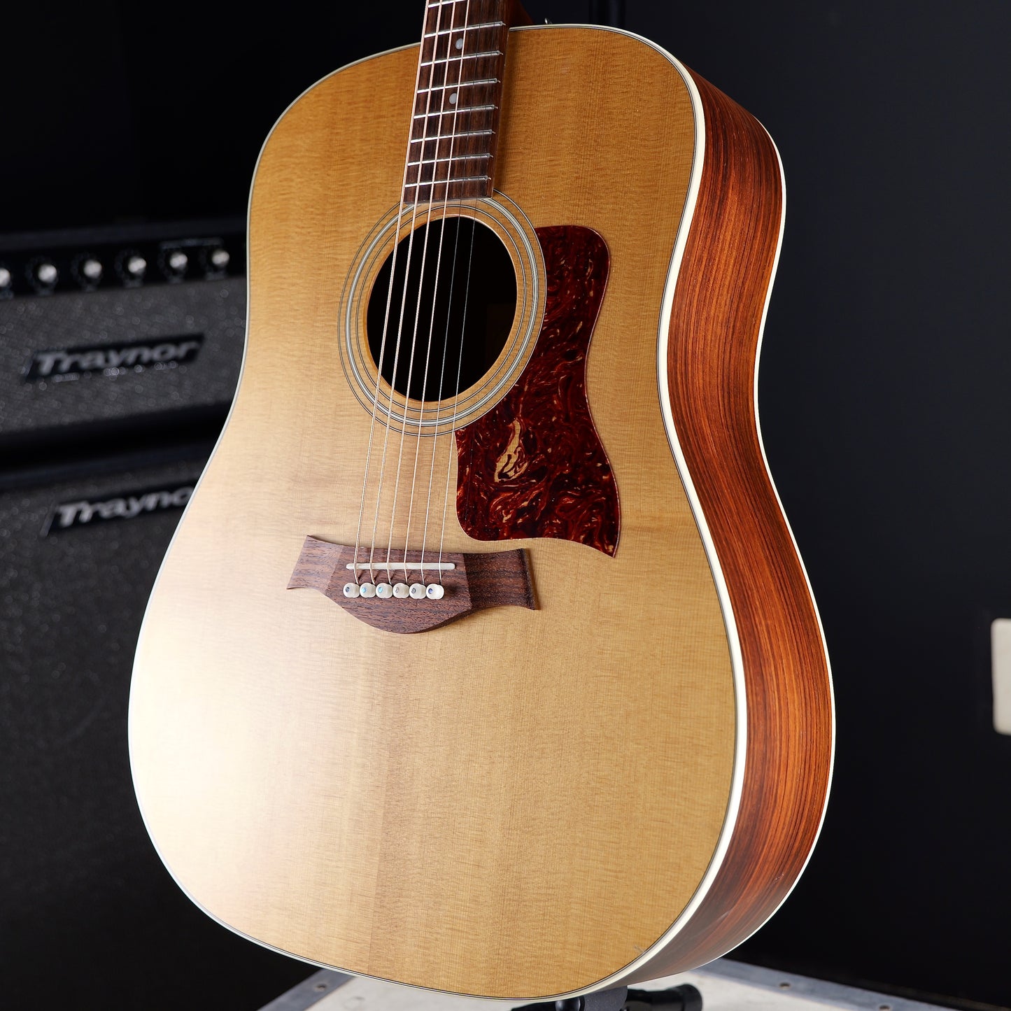 Taylor 210 Dreadnought Natural