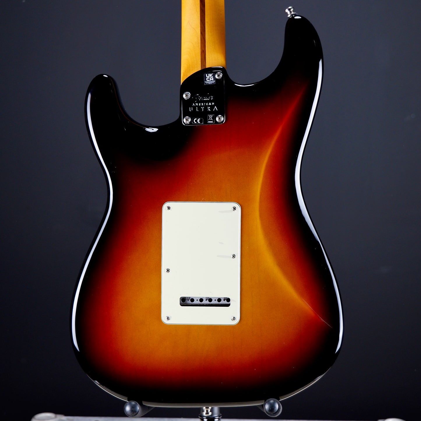 Fender American Ultra Stratocaster Rosewood Fingerboard Ultraburst