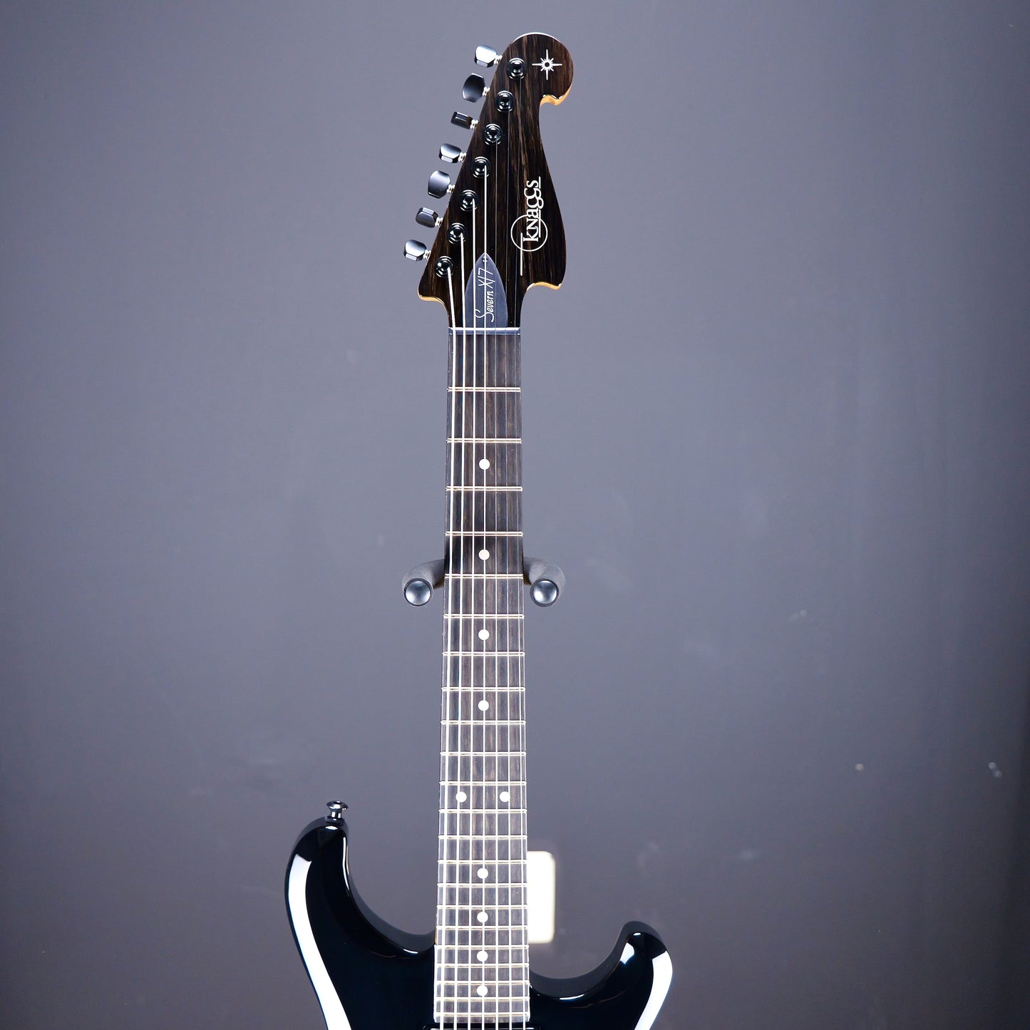 Knaggs Severn X7 Black