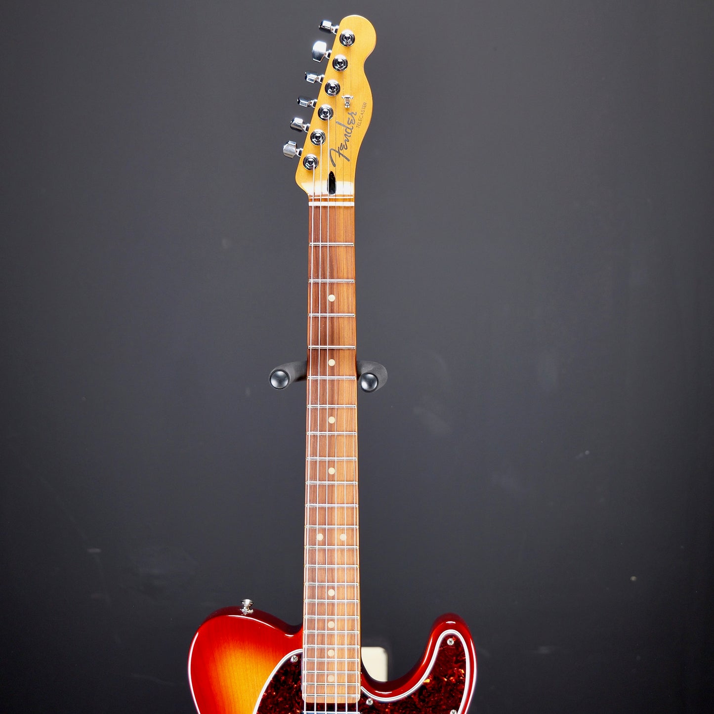 Fender Player Plus Nashville Telecaster Pau Ferro Fingerboard Sienna Sunburst