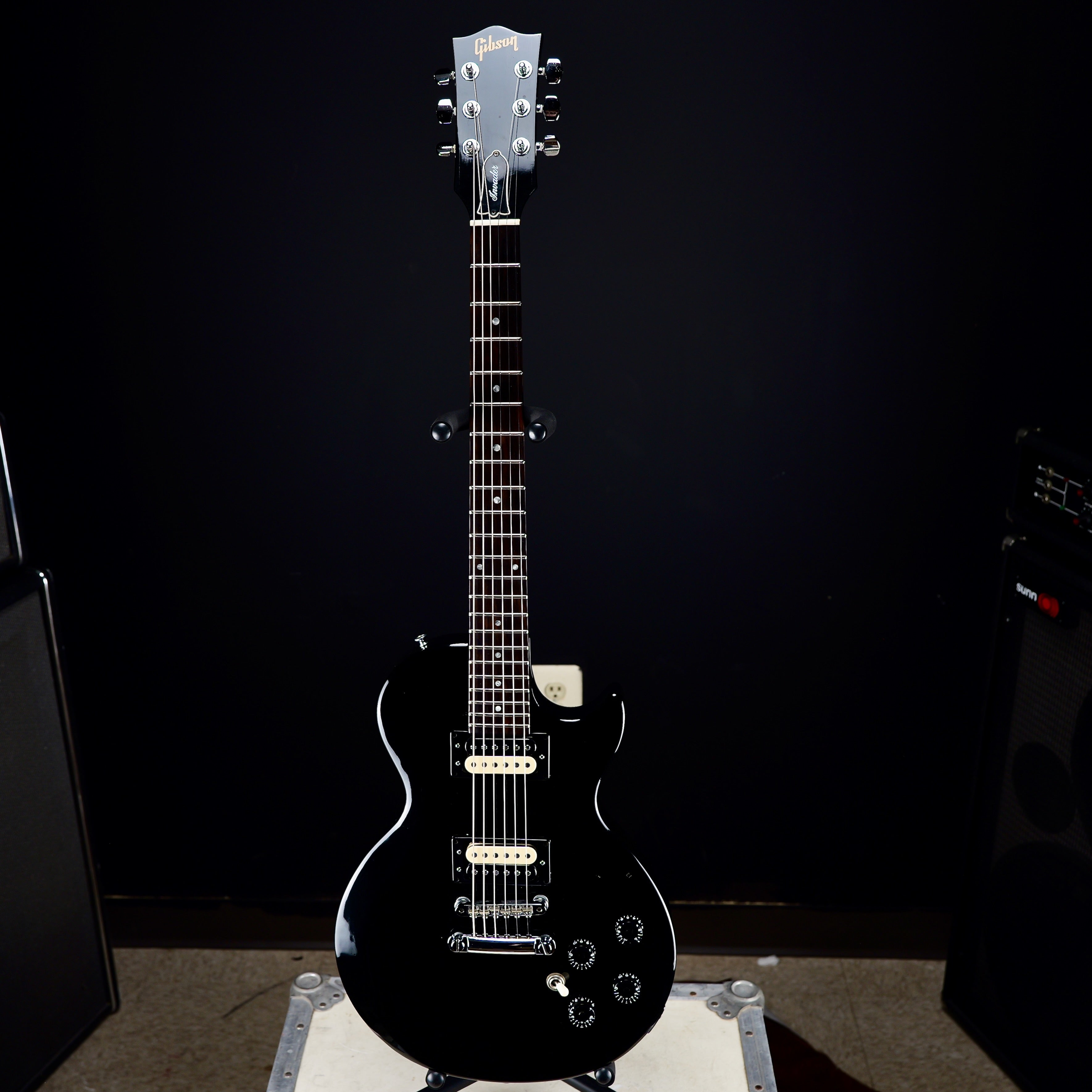 Gibson Invader Mid 80s Black – Matt's Guitars