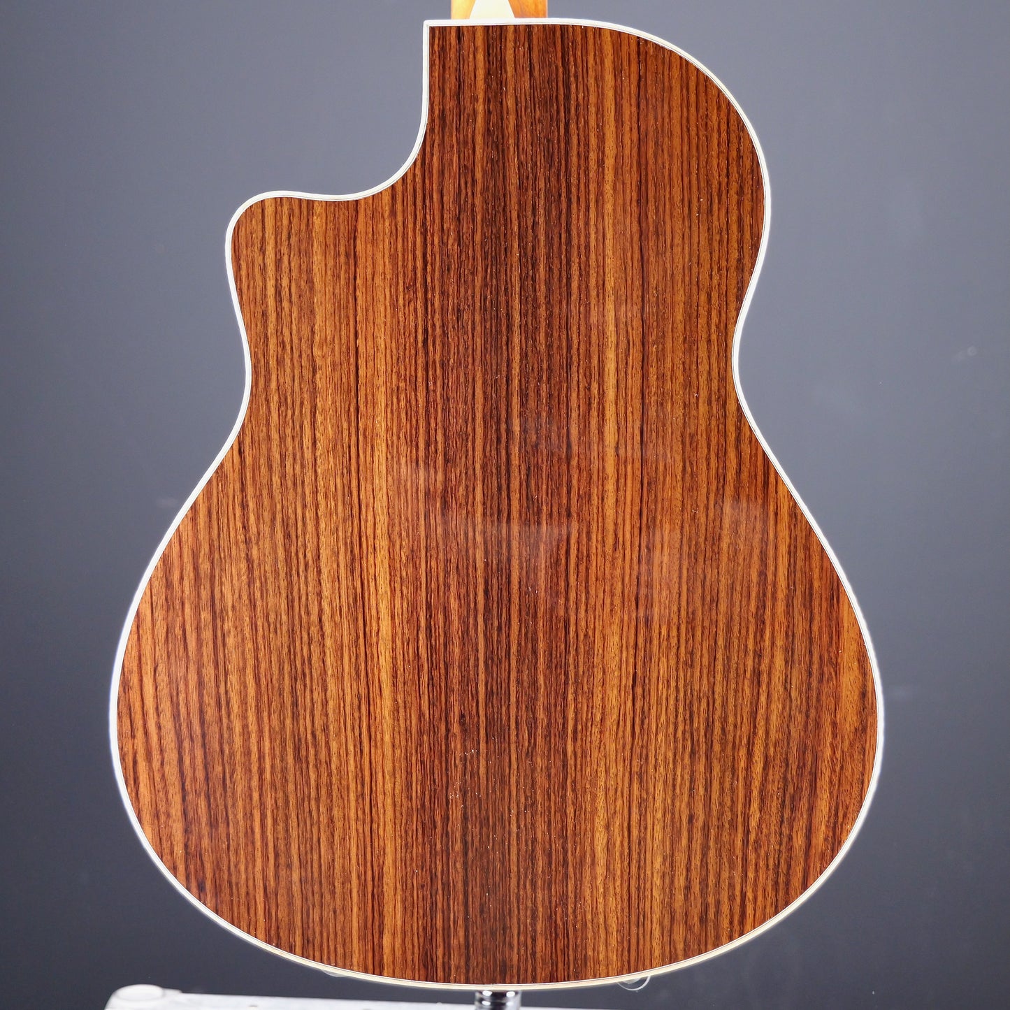 Larrivee LV-09E