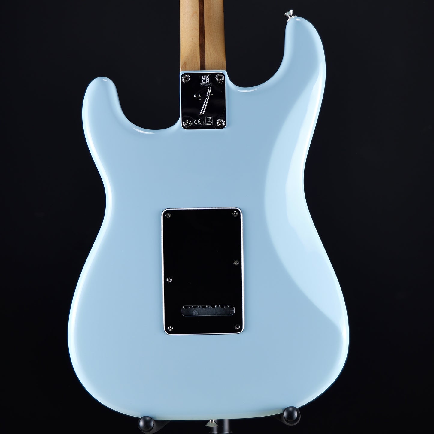 Fender Limited Edition Player Stratocaster HSS Maple Fingerboard Sonic Blue