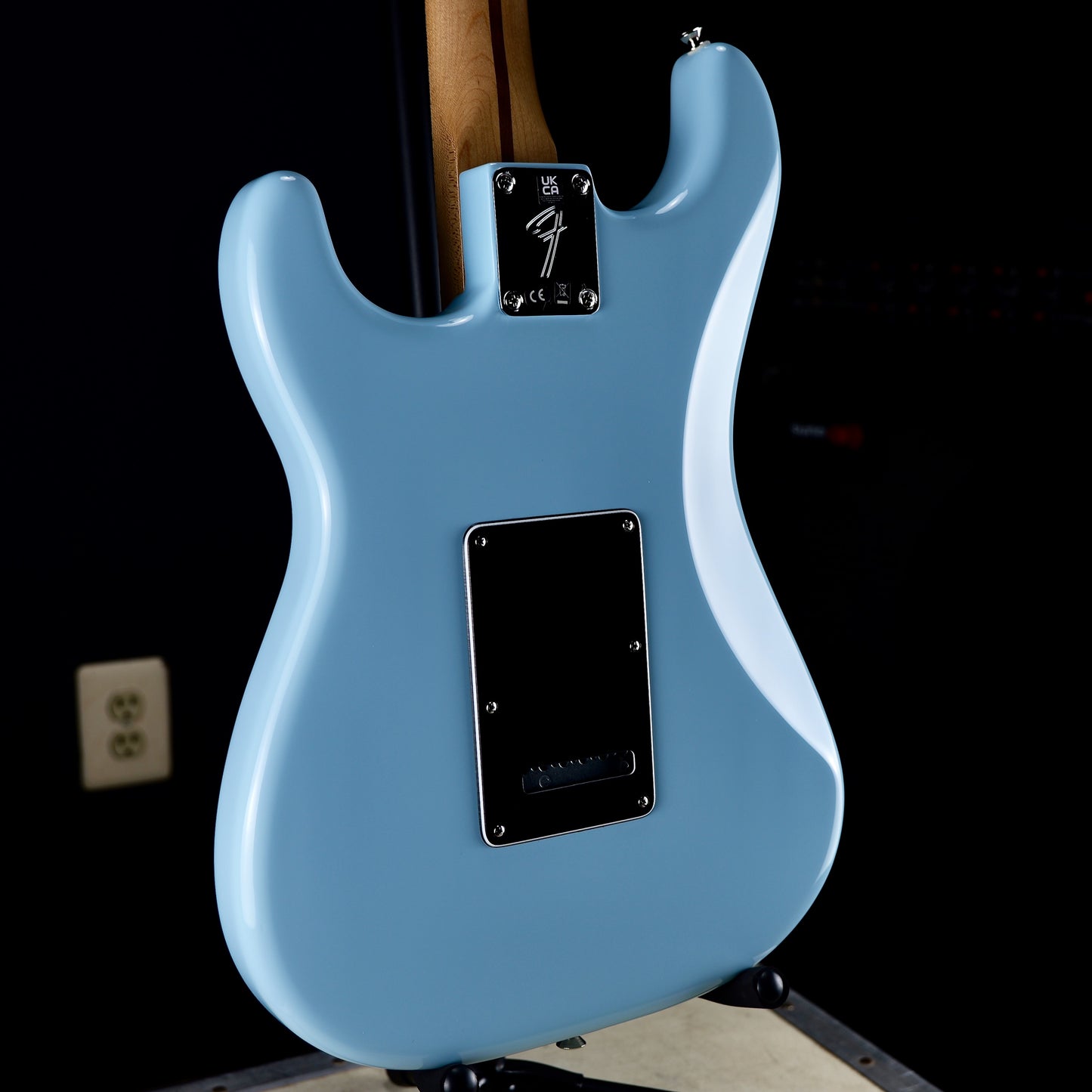 Fender Limited Edition Player Stratocaster HSS Maple Fingerboard Sonic Blue