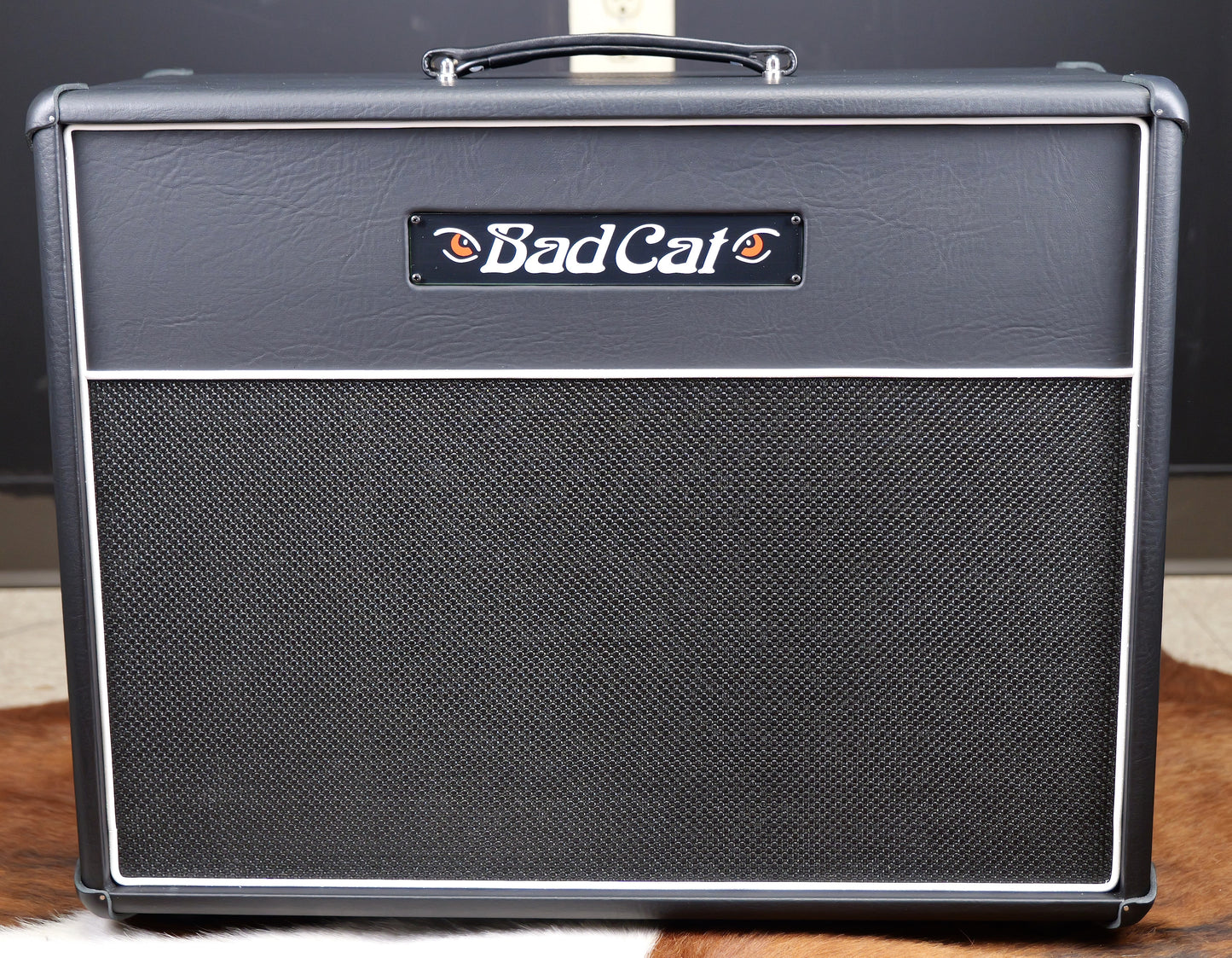 Bad Cat Cub V 1x12 Extension Cab