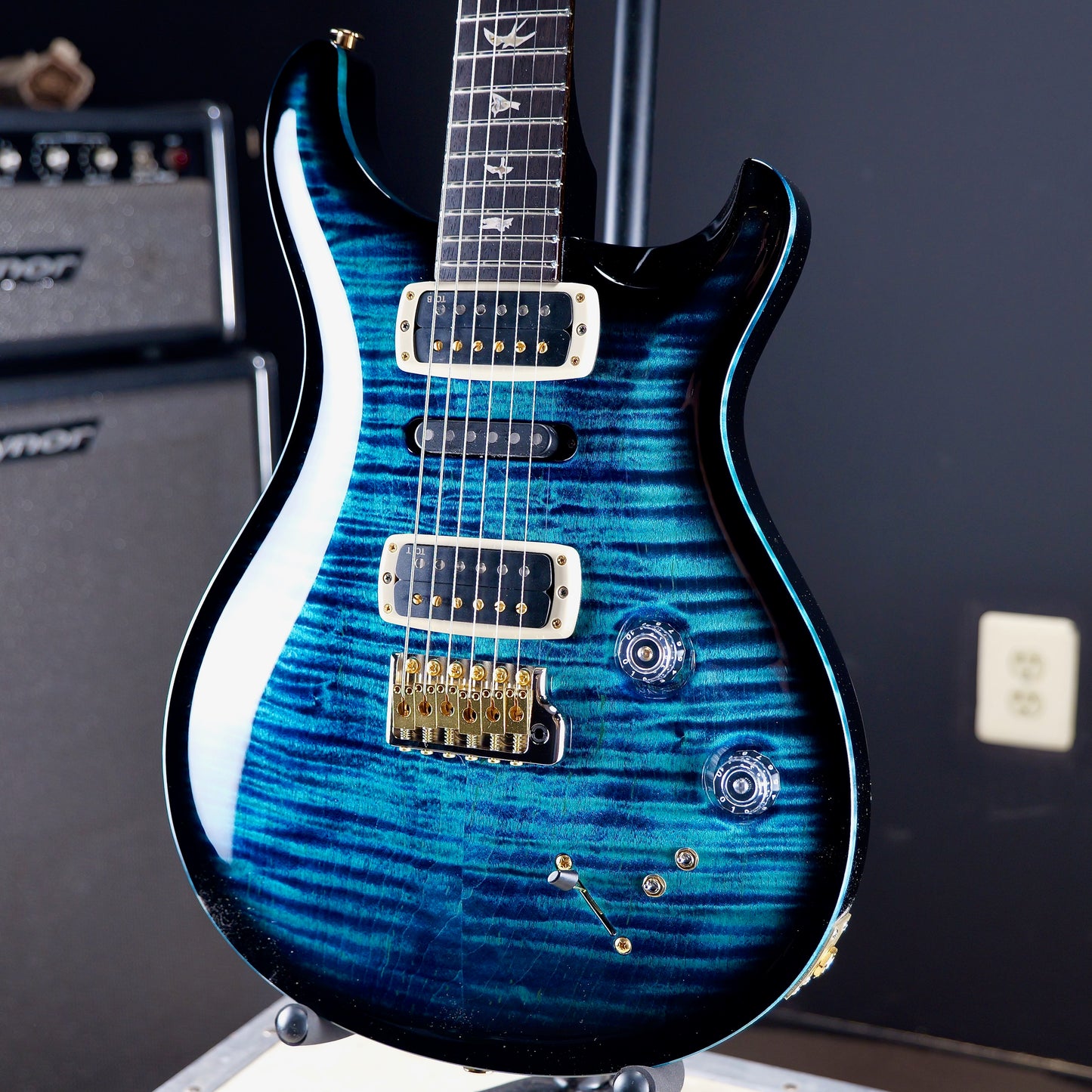 PRS Modern Eagle V 10 Top Cobalt Smokeburst