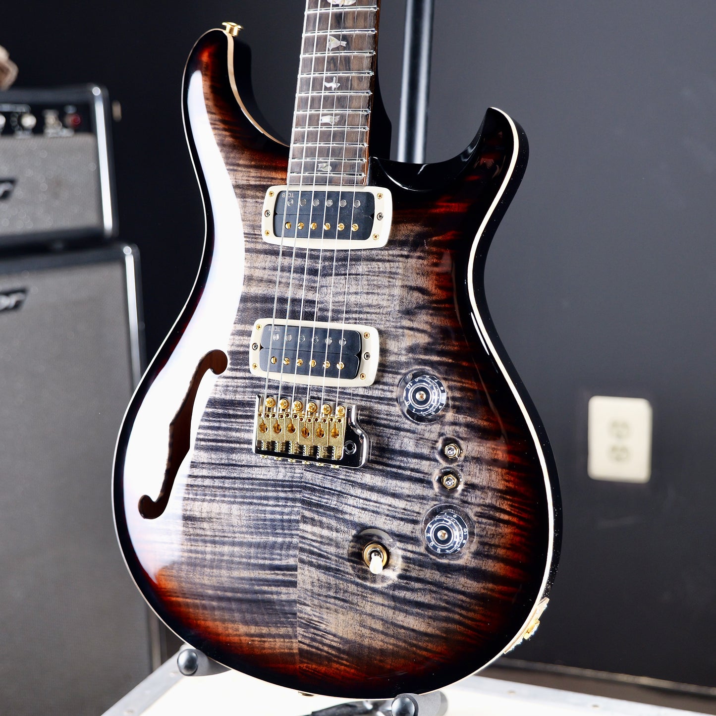 PRS 40th Anniversary Custom 24-08 Semi-Hollow Limited Edition Charcoal Cherry Burst 10 Top