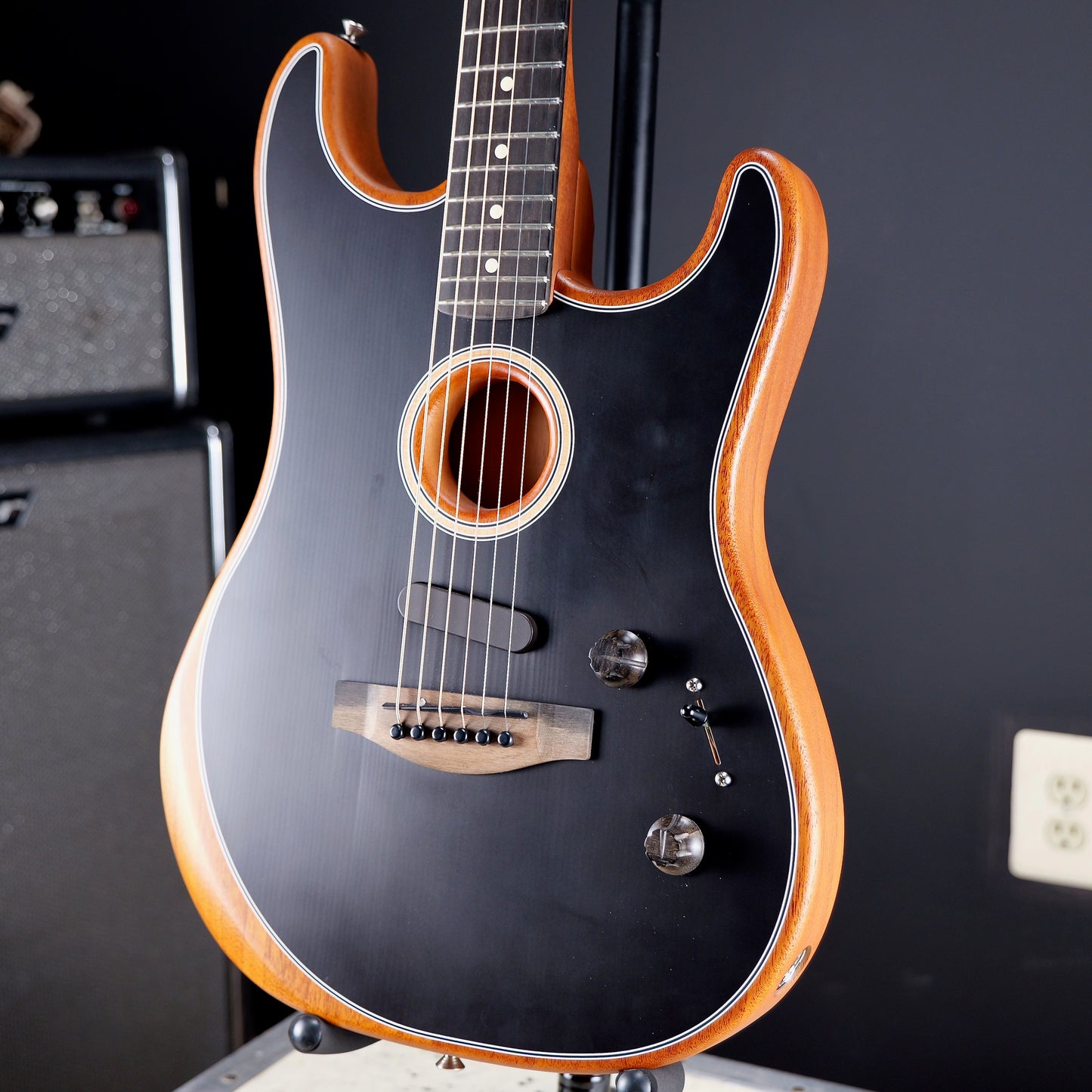Fender American Acoustasonic Strat Ebony Fingerboard Black